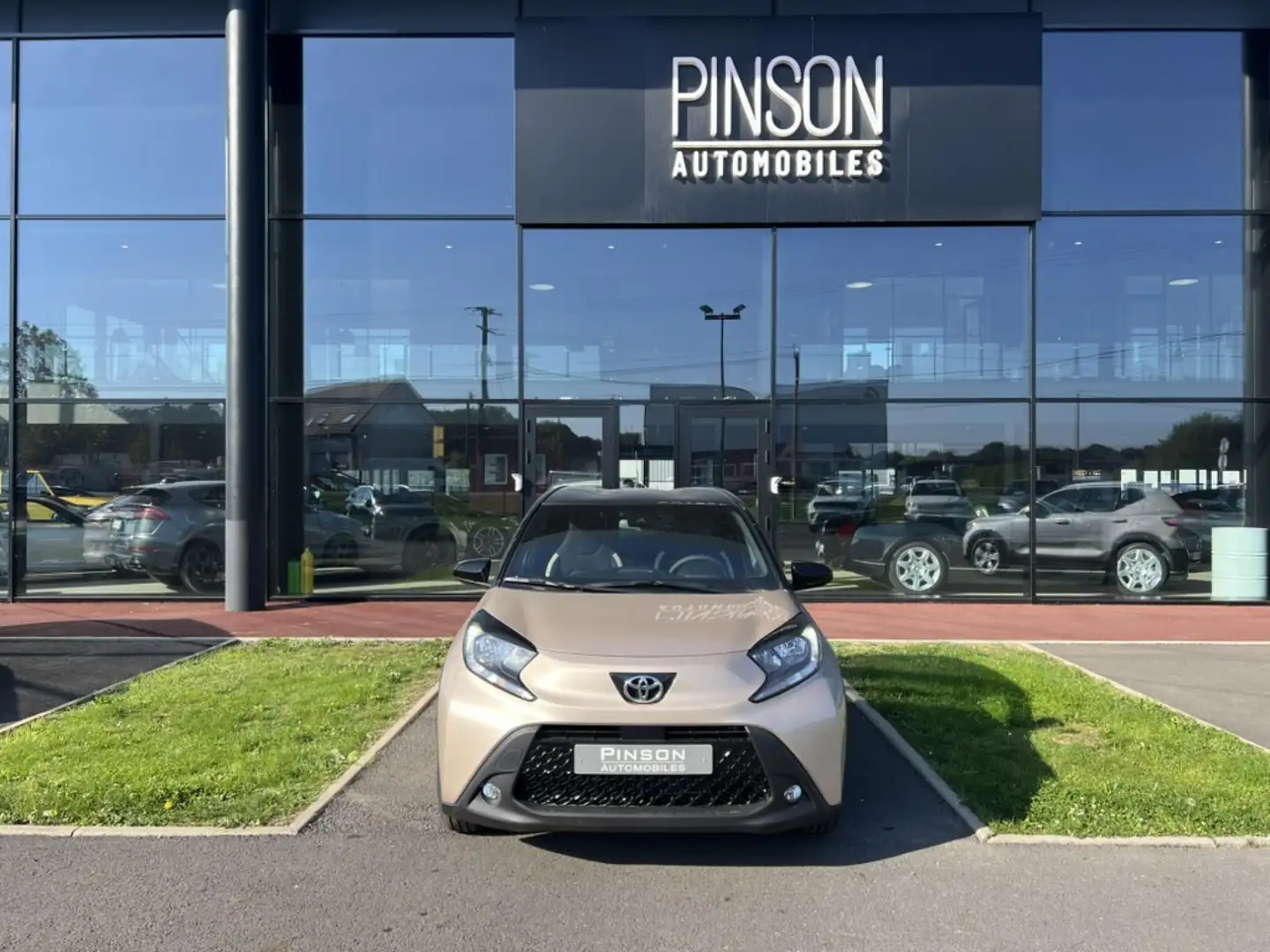 Toyota Aygo Aygo X 1.0 VVT-i 72 MY24  Design - 2