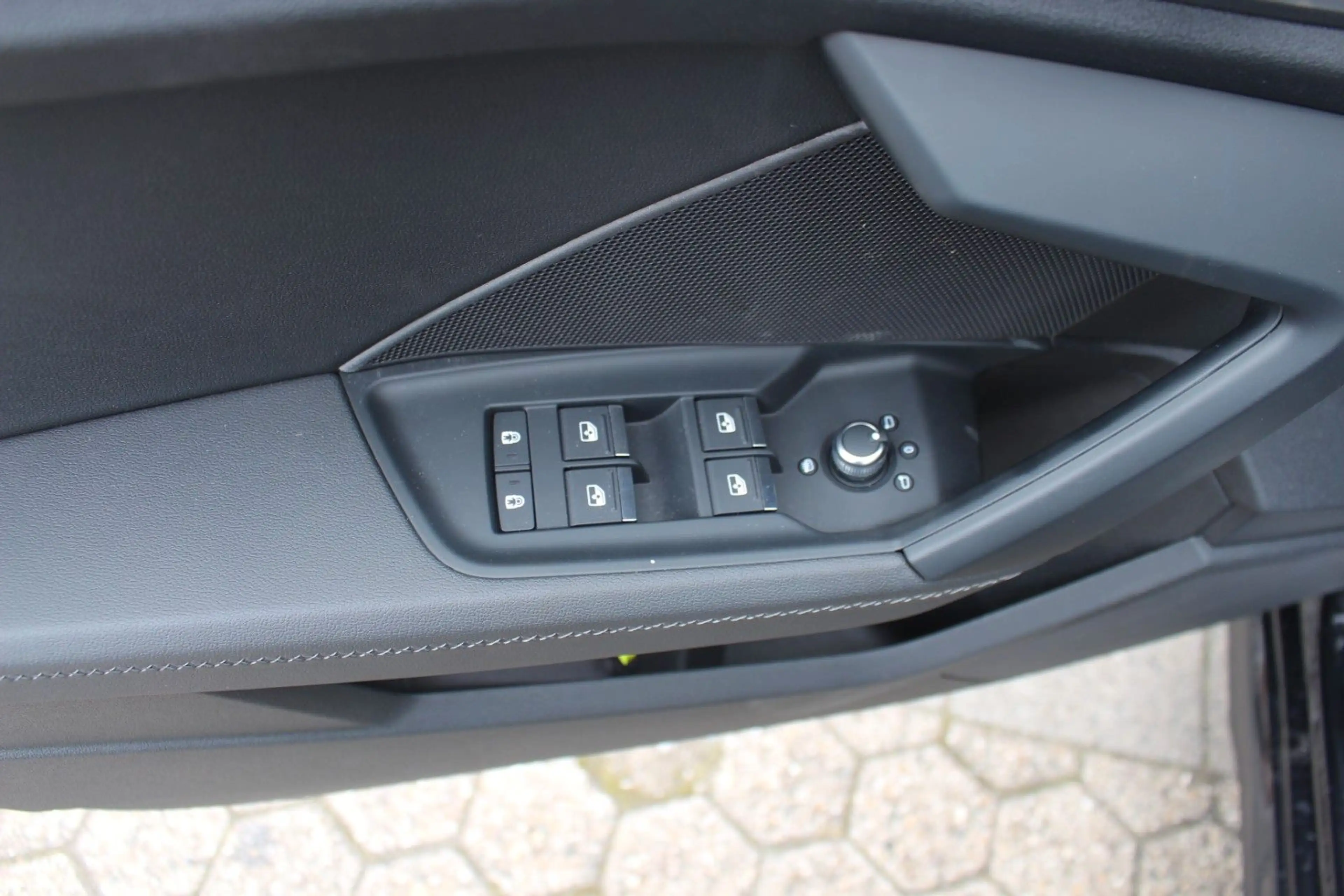 Audi S3 Sportback 2.0 TFSI quattro basis — photo 13
