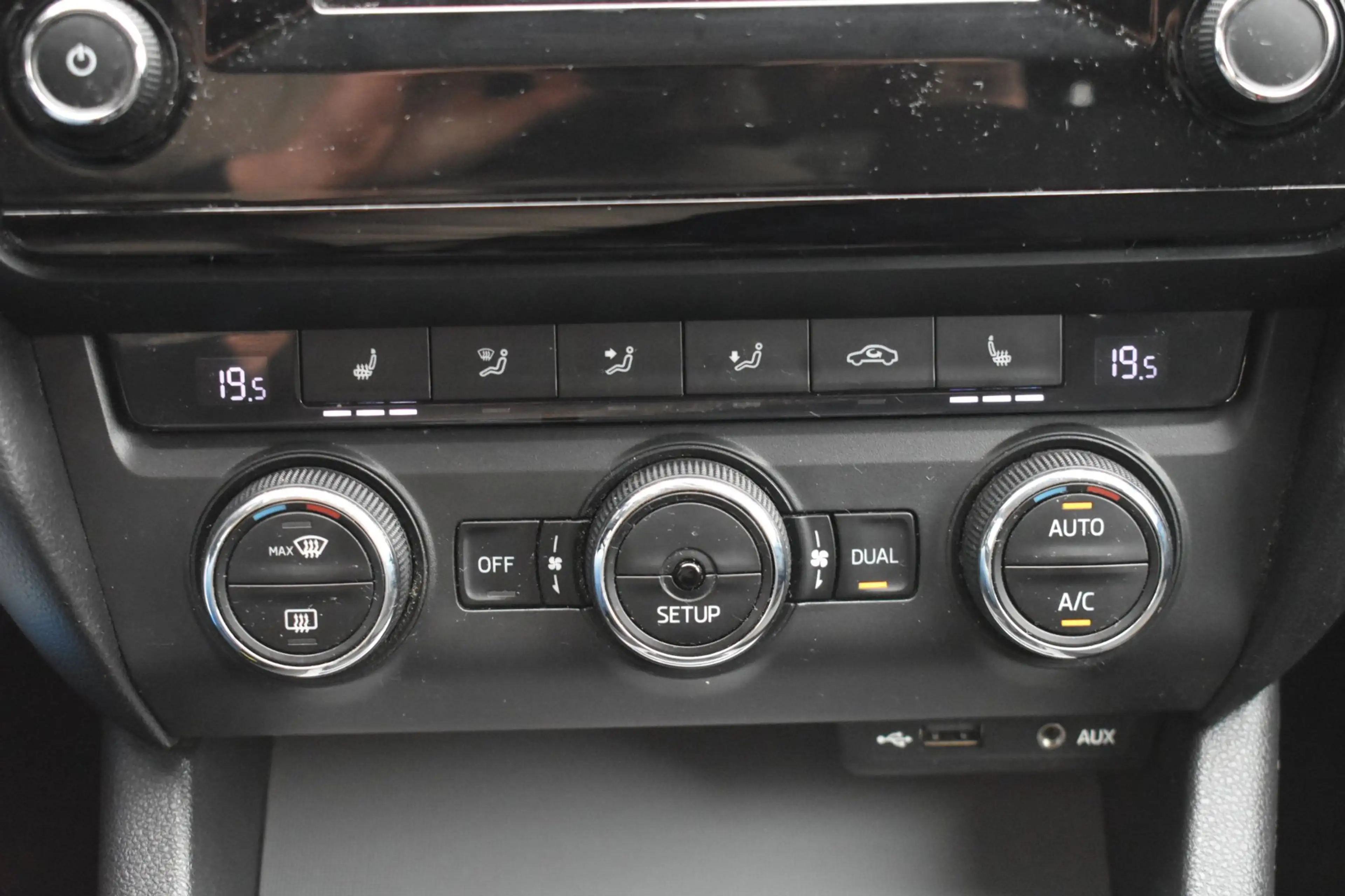 Skoda Octavia 1.2 TSI Greentech Active '13 Clima Cruise Inruil m — photo 22