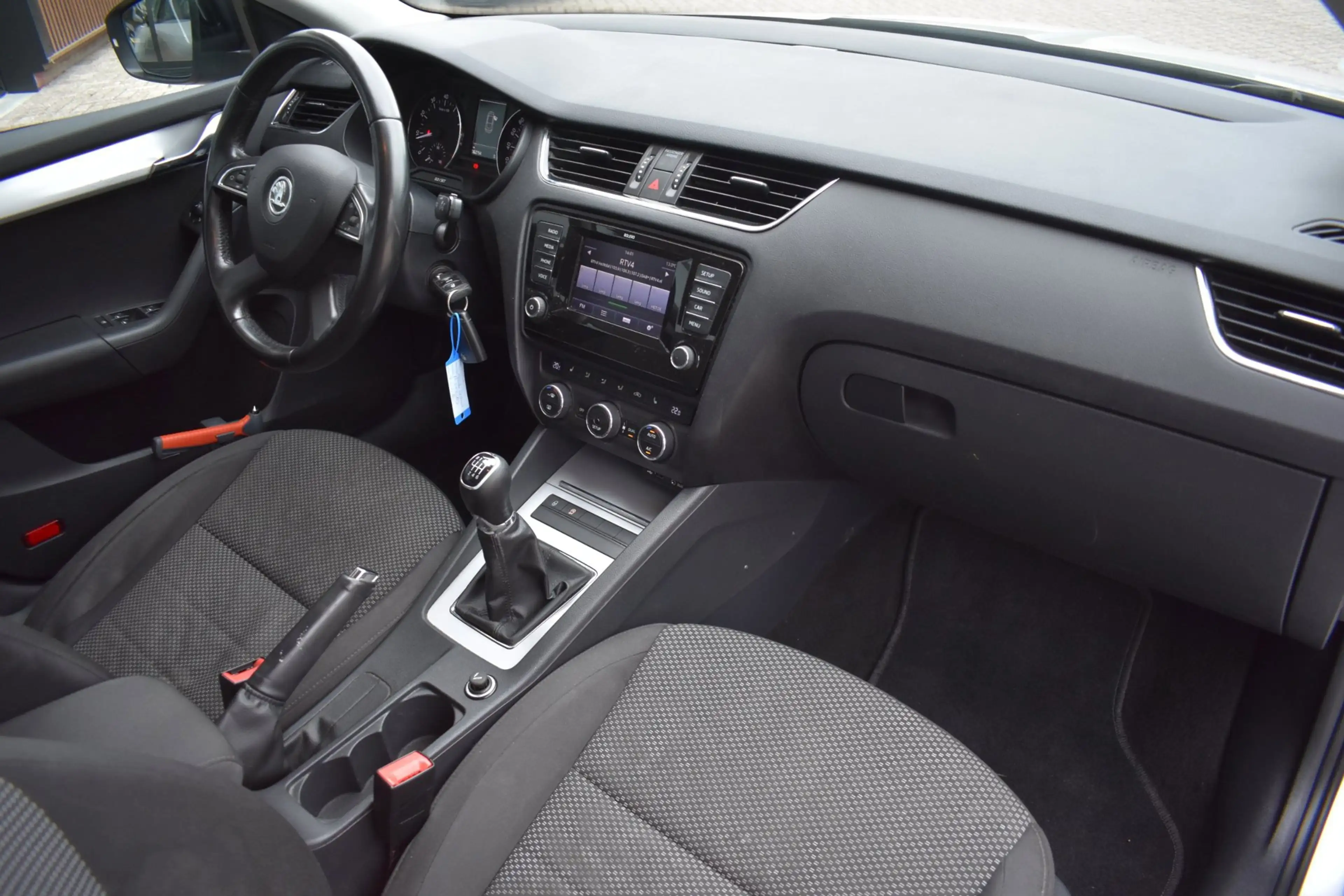 Skoda Octavia 1.2 TSI Greentech Active '13 Clima Cruise Inruil m — photo 10