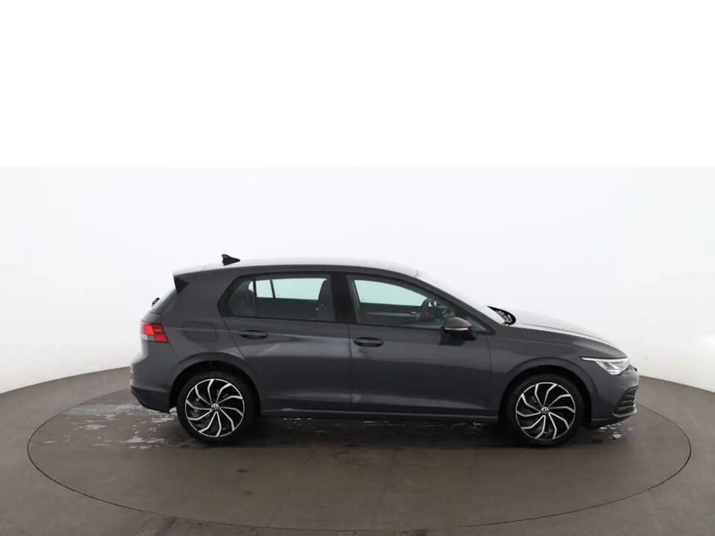 Volkswagen Golf VIII 2.0 TDI Life Aut LED RADAR NAVI ASSIST Grau - 2