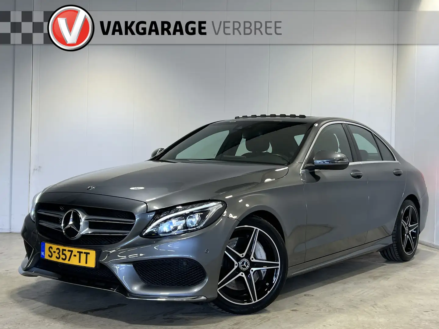 Mercedes-Benz C 250 Premium Plus | Navigatie | LM Velgen | Voorstoelen Grijs - 1