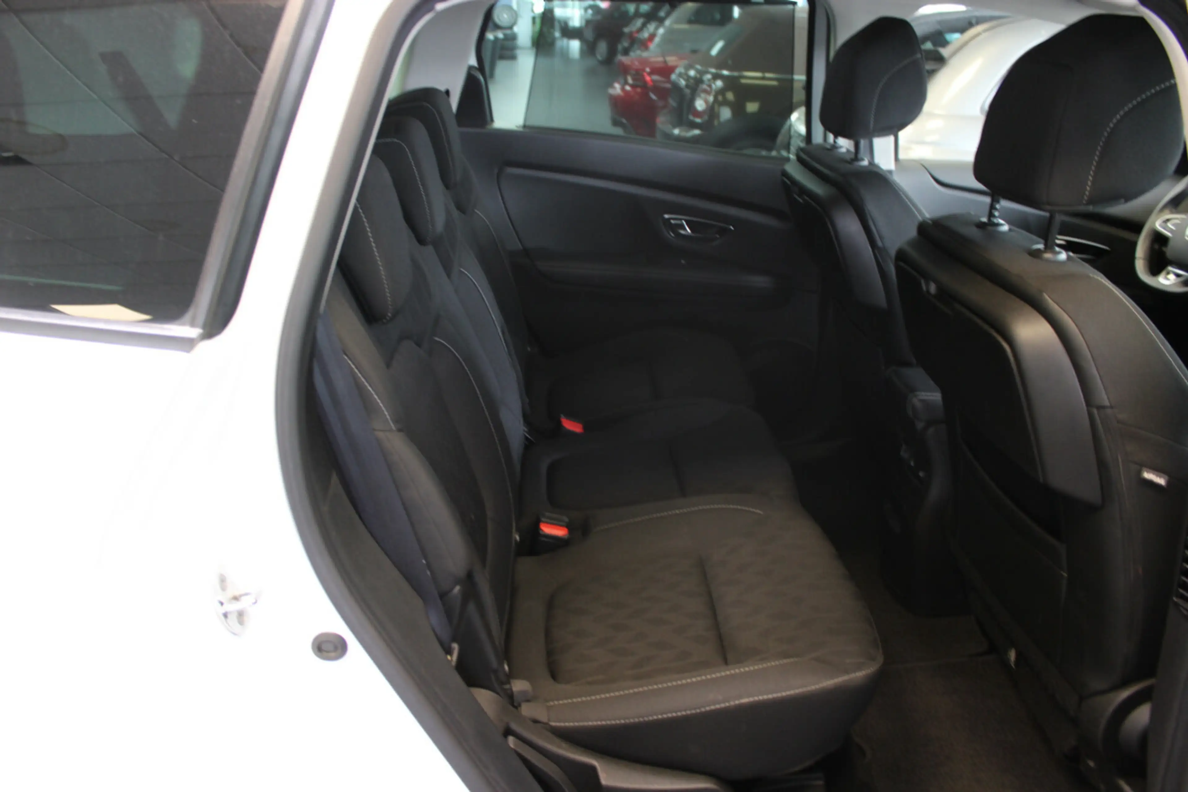 Renault Grand Scenic TCe 140 GPF LIMITED - 7-Sitzer - — photo 12