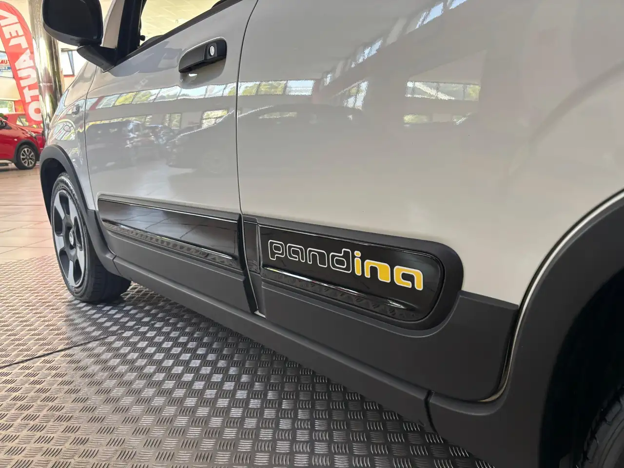 Fiat Panda 1.0 FireFly S&S Hybrid Pandina Cross, миниатюра 6