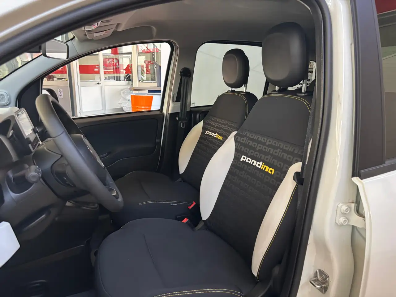 Fiat Panda 1.0 FireFly S&S Hybrid Pandina Cross, миниатюра 12