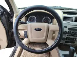 Ford Escape снимка Ford Escape