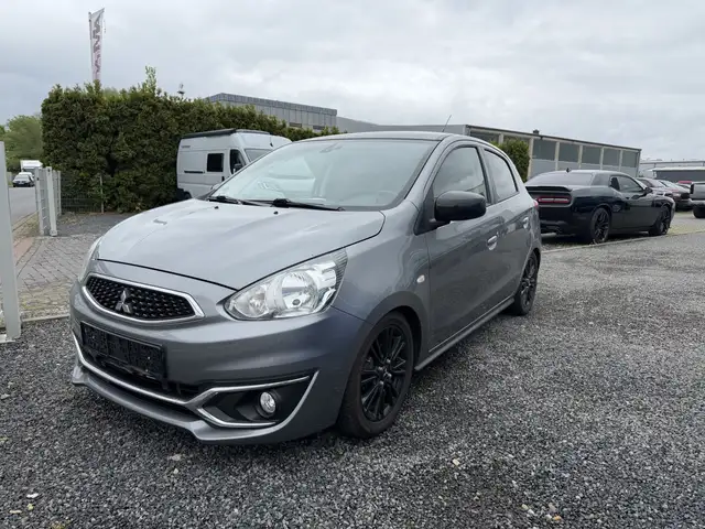 Mitsubishi Space Star Diamant Edition+ Automatik SHZ Navi
