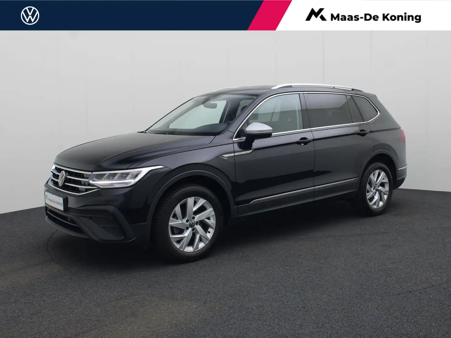 Volkswagen Tiguan Allspace 1.5TSI/150PK Life 7p. DSG · Navigatie · Trekhaak · Zwart - 1