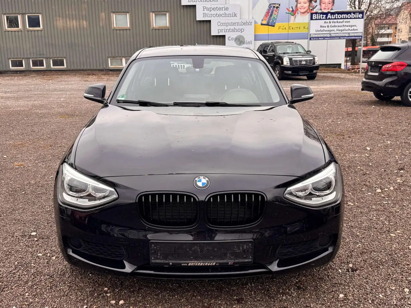 BMW 116 116 i Schwarz - 2