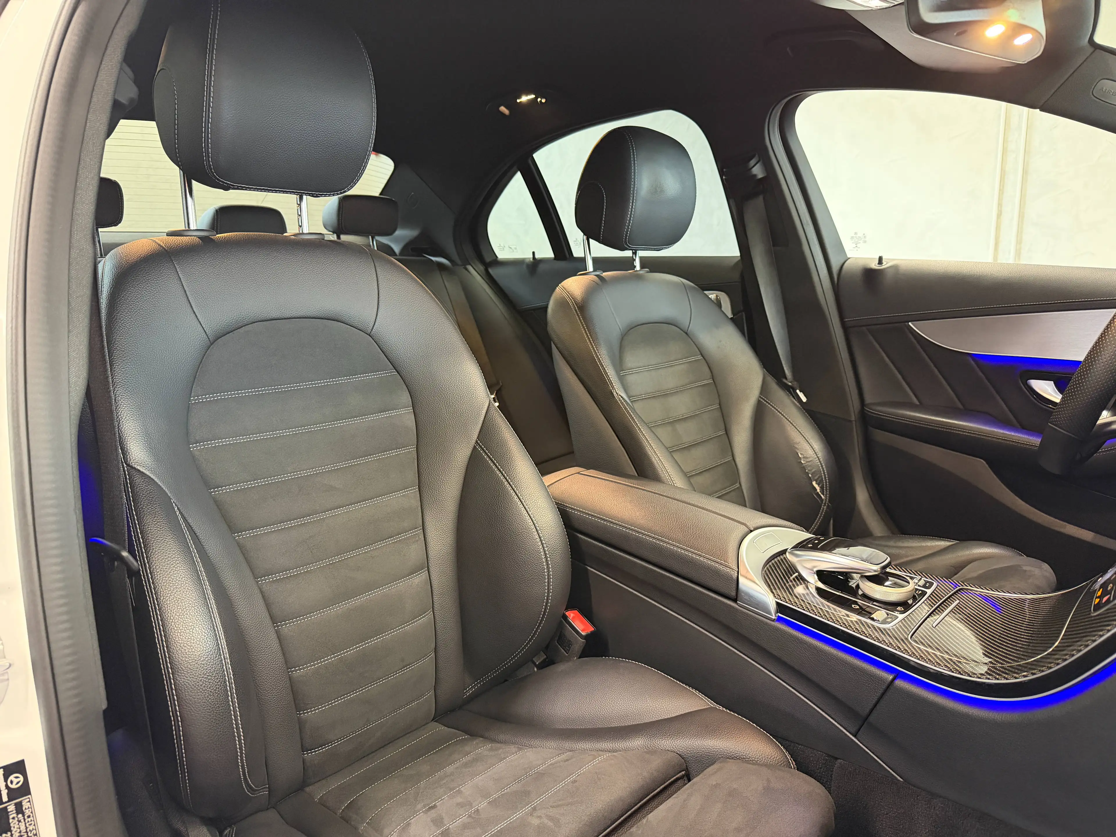 Mercedes-Benz C 400 C 400 4Matic Limousine AMG 360 Burmester HuD Distronik JungeSterne — photo 15