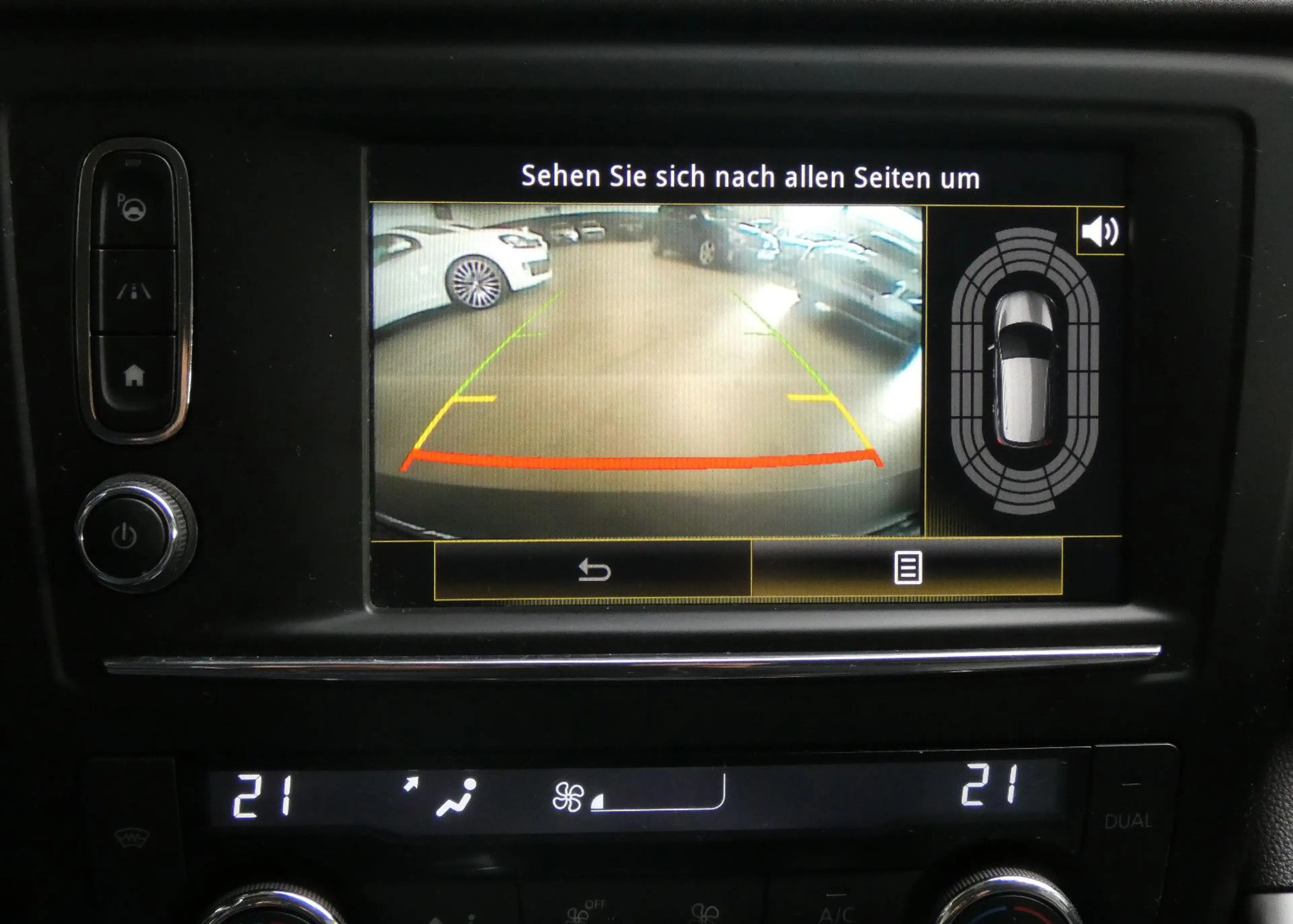 Renault Kadjar Crossborder-Klima-Xenon-Navi-PDC-AHK-Alu — photo 10