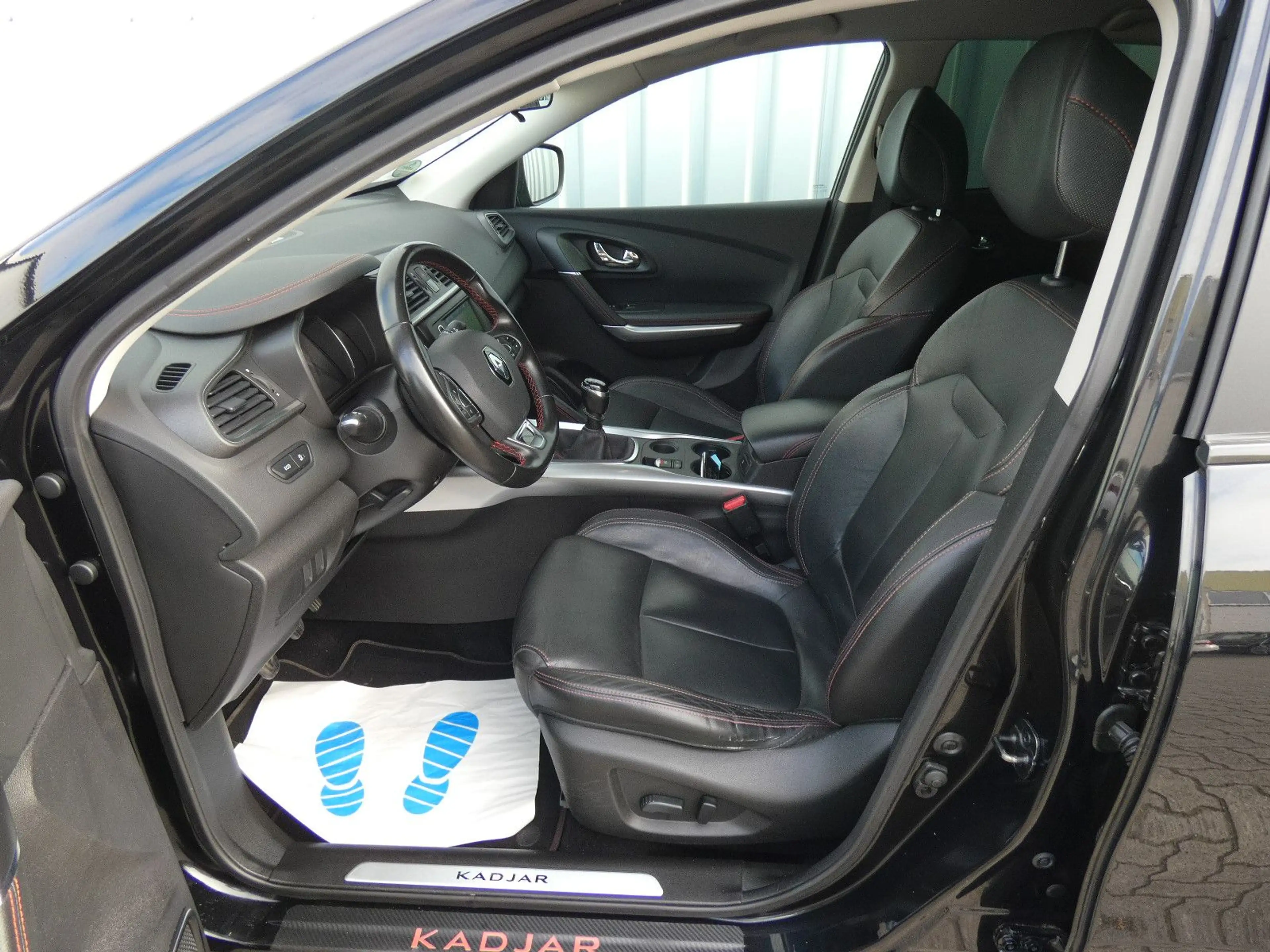 Renault Kadjar Crossborder-Klima-Xenon-Navi-PDC-AHK-Alu — photo 12