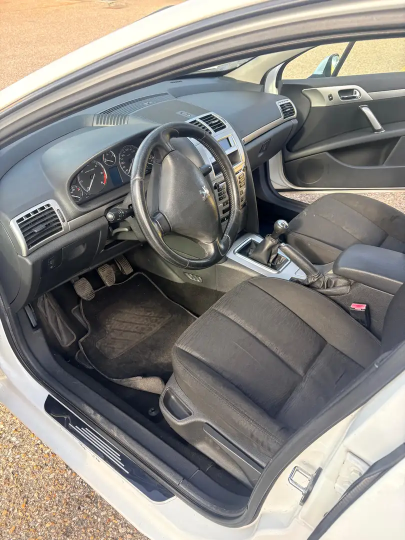 Peugeot 407 407 2.0 HDi 16v - 126Confort FAP - 2