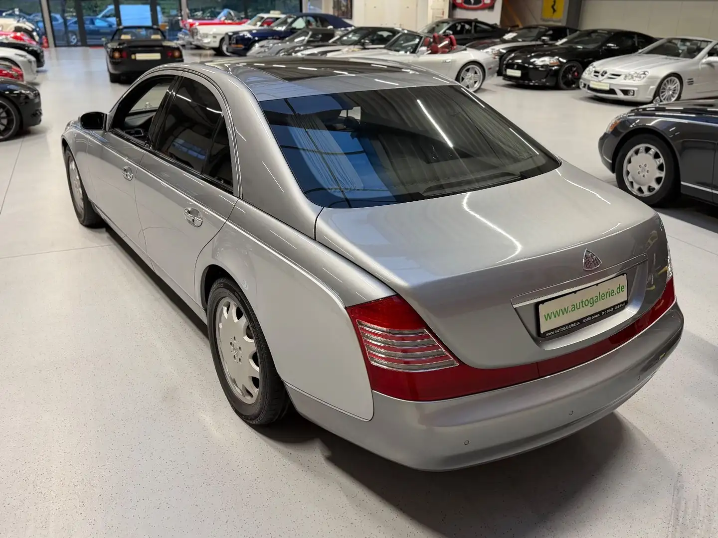 Maybach 57 Amboina V12 Sammlerfahrzeug Distronic Silber - 2