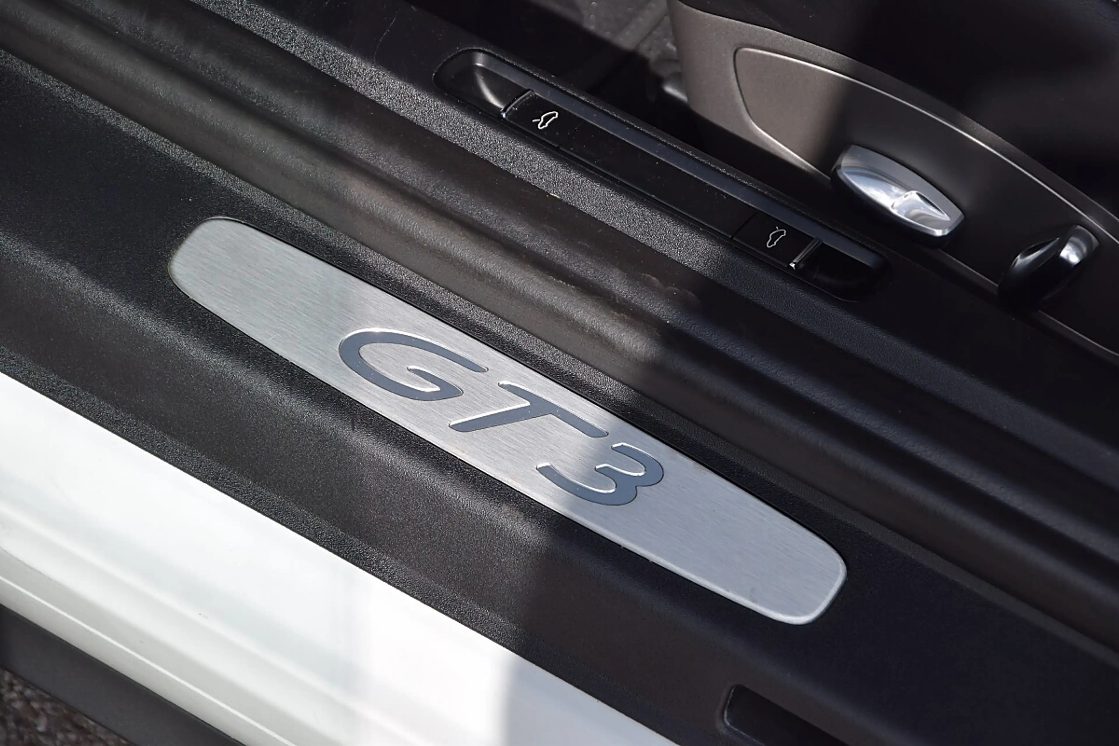 Porsche 911 GT3 Coupé DSG — photo 7