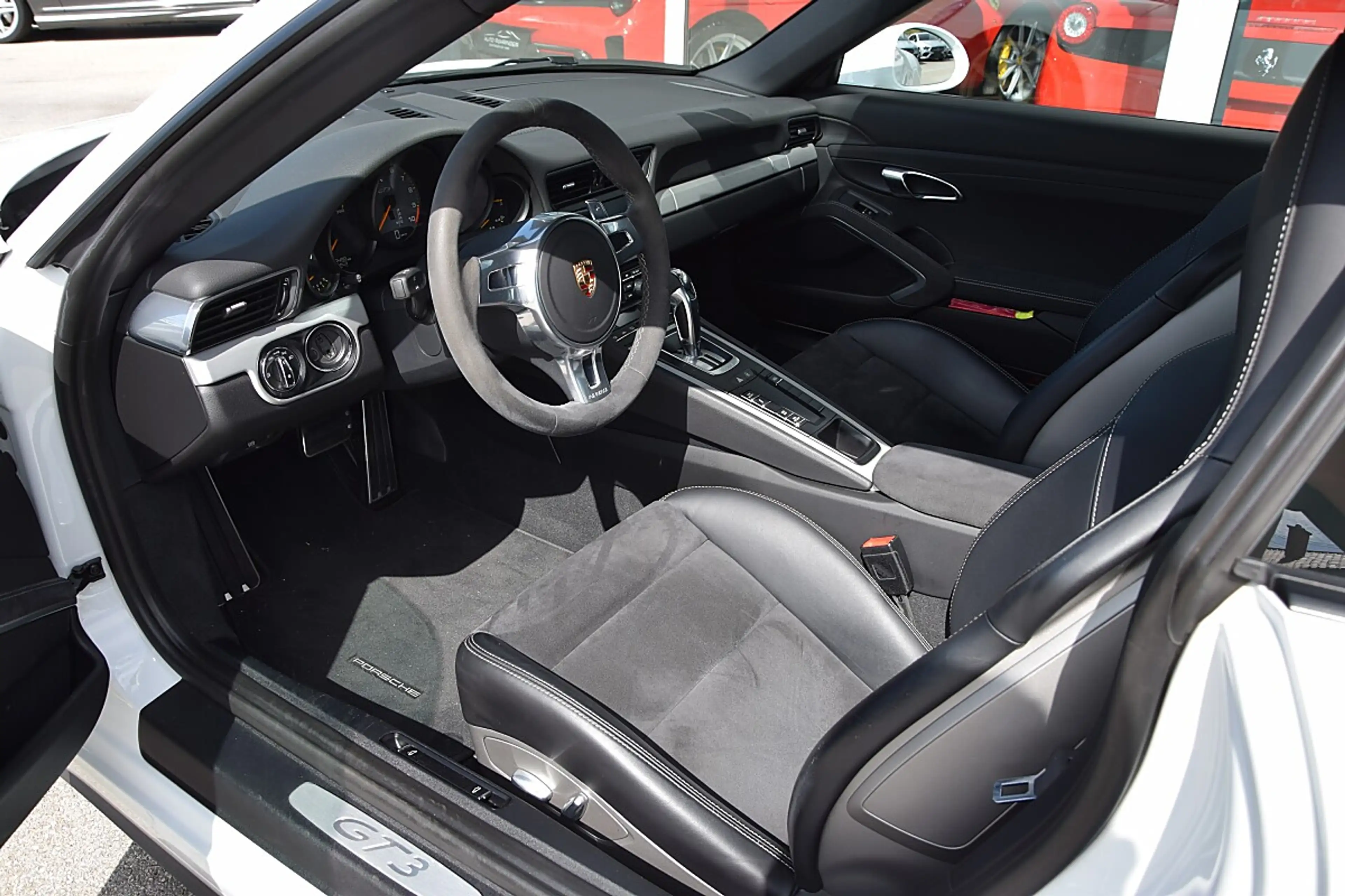 Porsche 911 GT3 Coupé DSG — photo 4