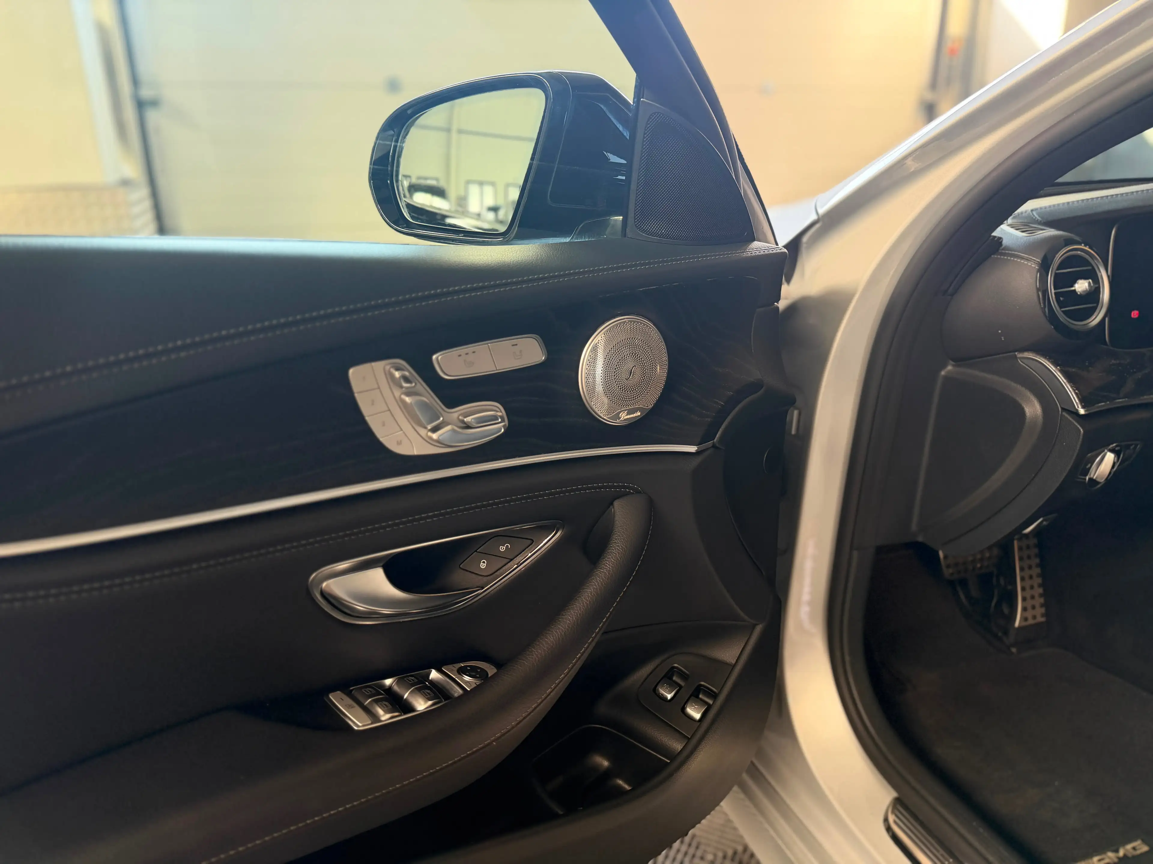 Mercedes-Benz E 450 4Matic AMG LINE-LED-AHK-MEMORY-19%MWST.-WIDESCREEN — photo 10