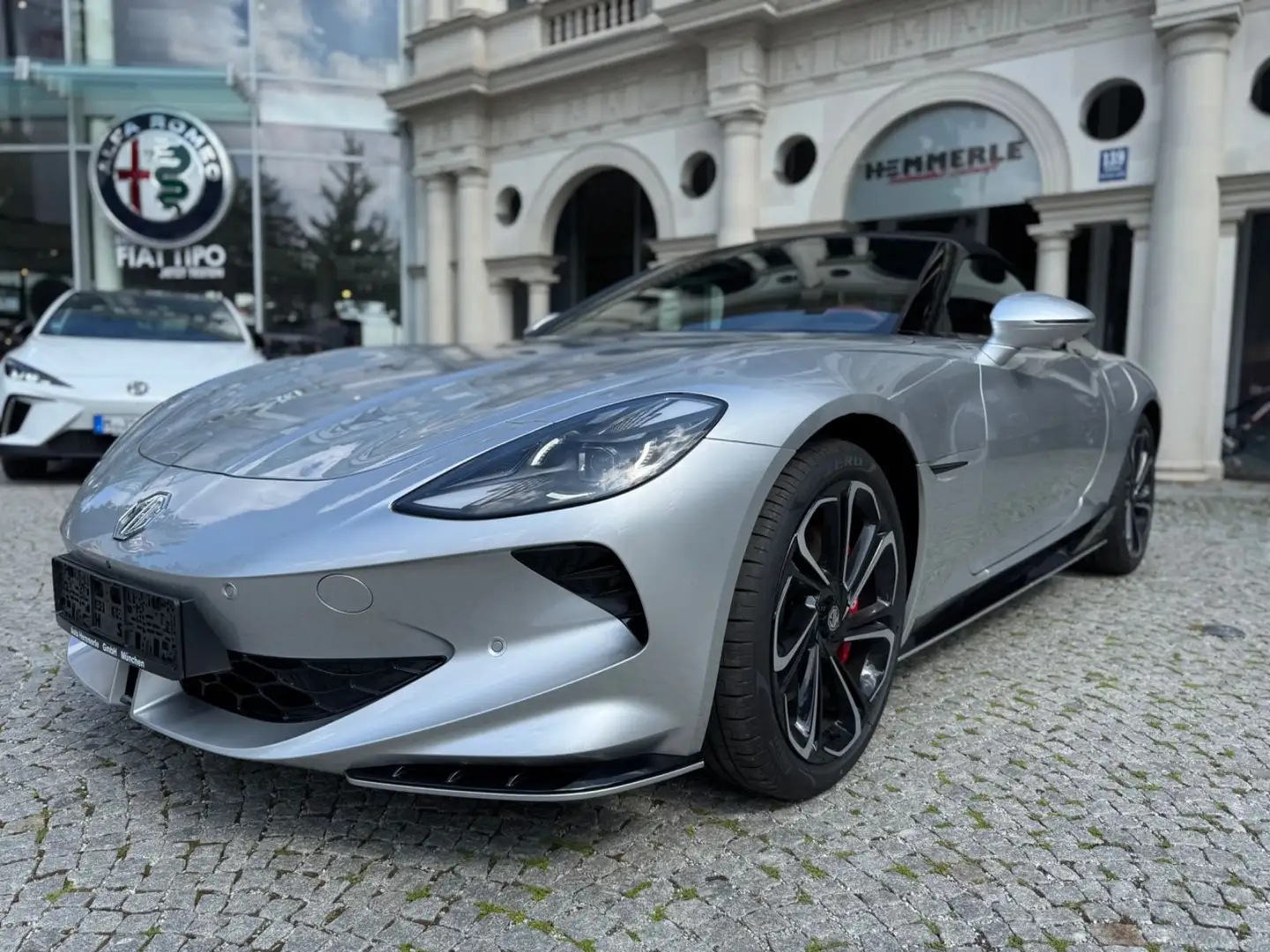 MG Cyberster XPower!SOFORT VERFÜGBAR!*Allrad*510PS* Silber - 1