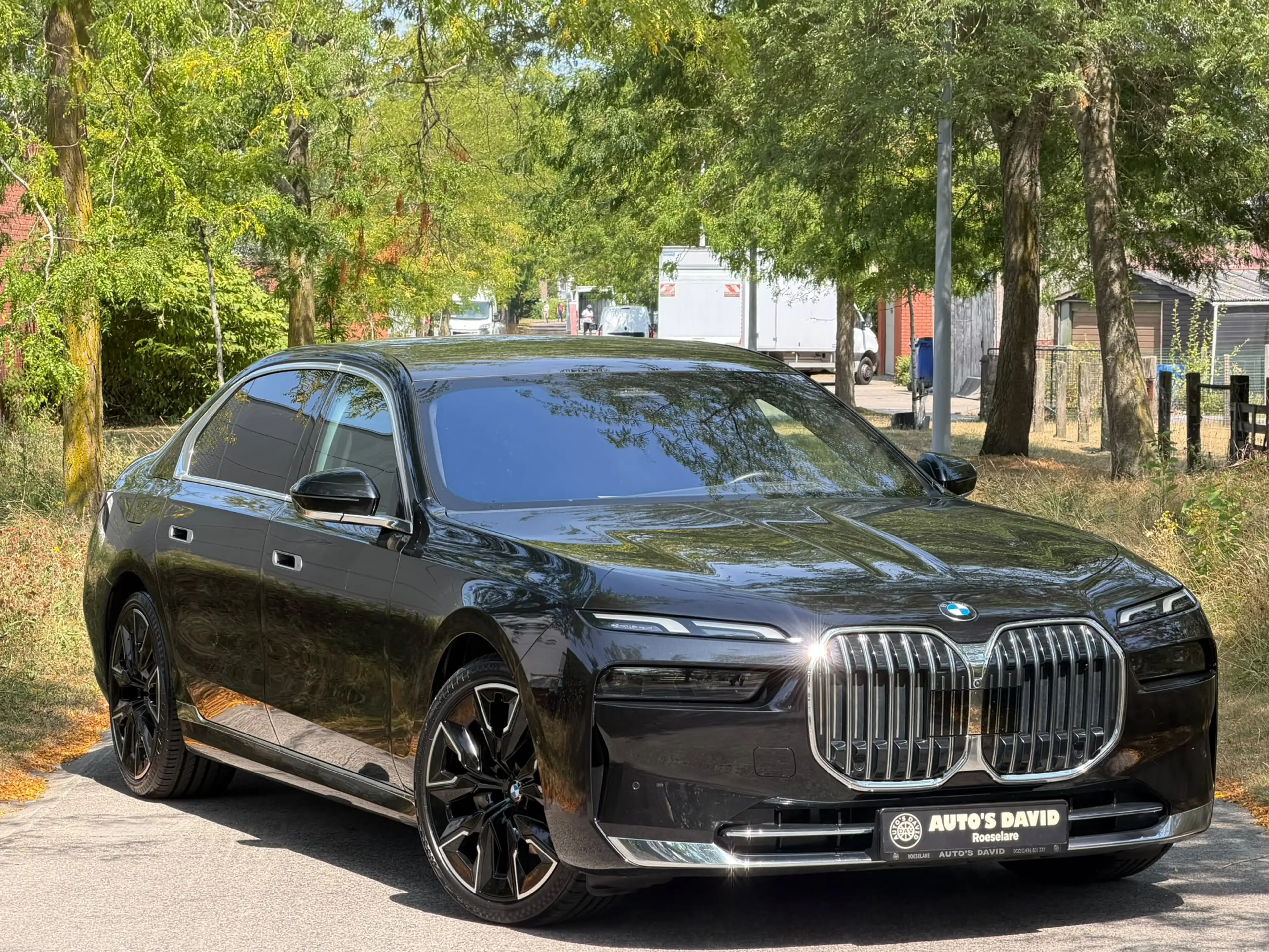 BMW 740 740 dXAS*HUD*B&W*PANO* — photo 3