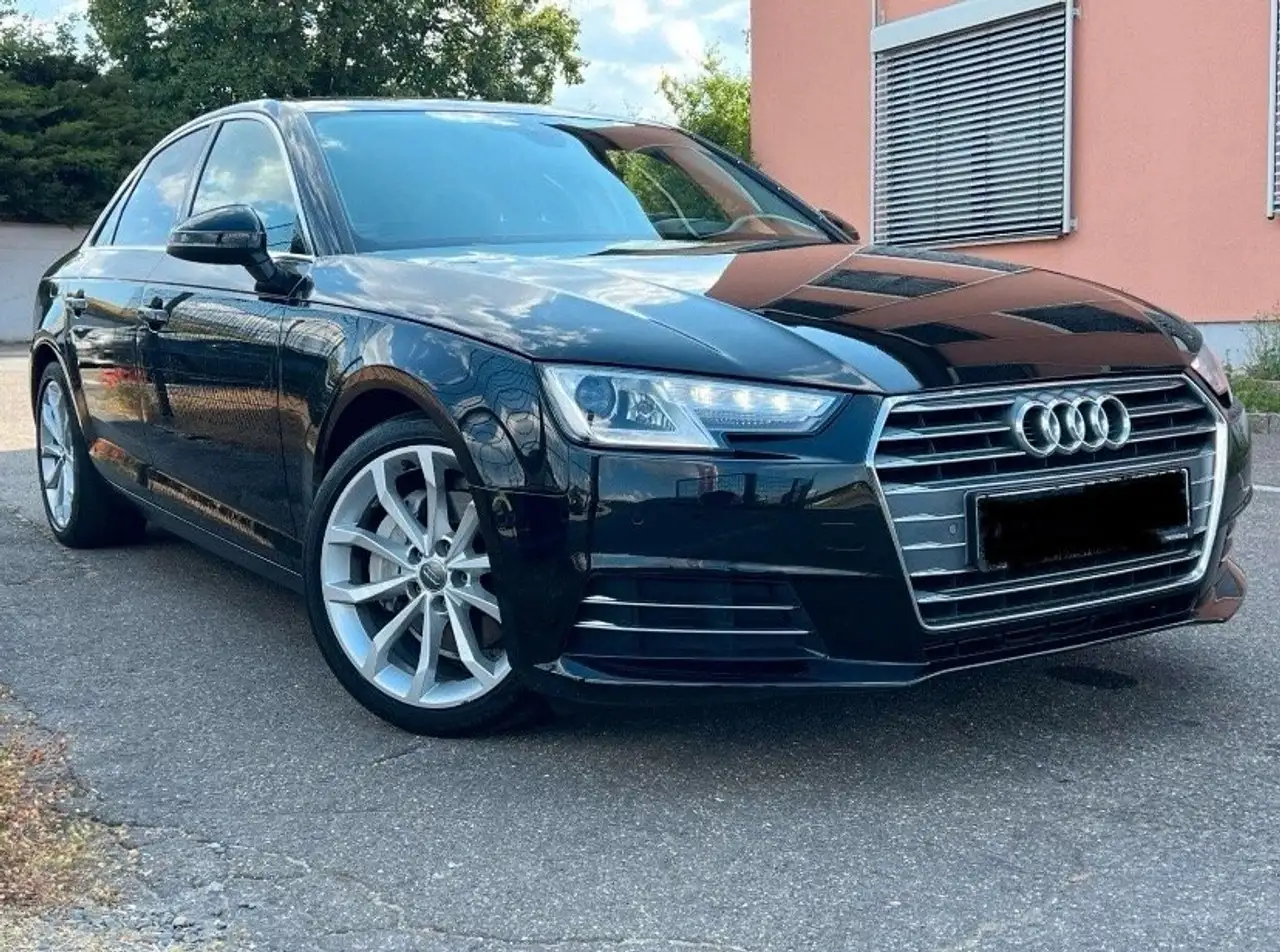 2018 - Audi A4 A4 Boîte manuelle Berline