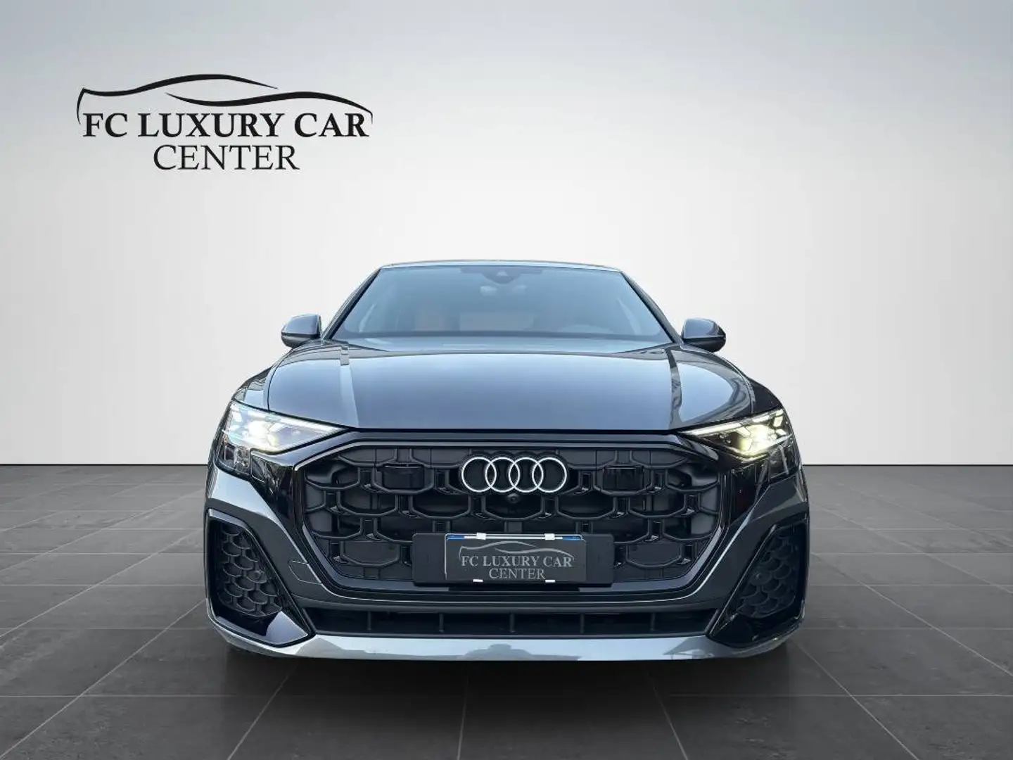 Audi Q8 3.0 tdi S line edition quattro 286cv LISTINO 132.000 Grigio - 2