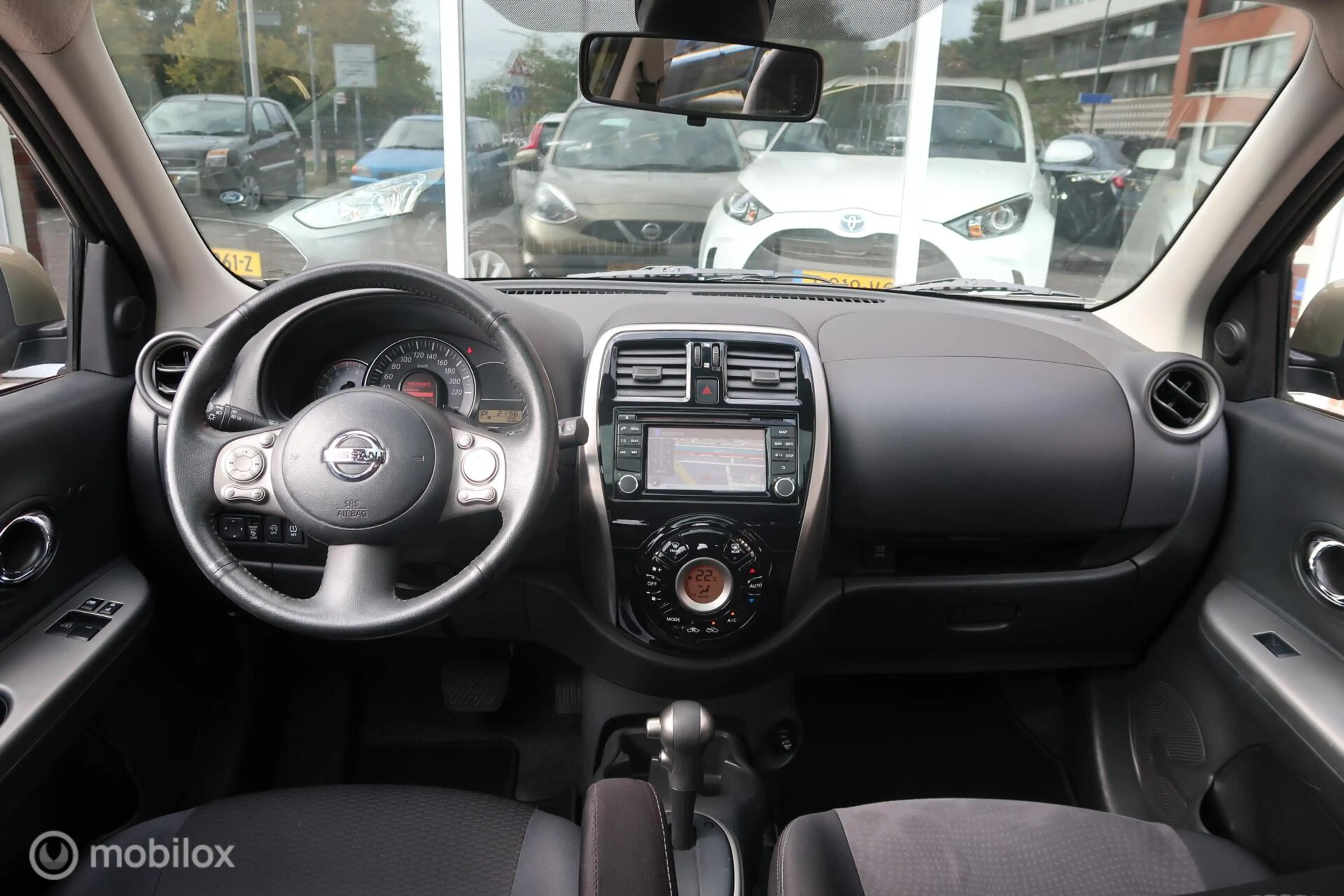 Nissan Micra 1.2 DIG-S Tekna Pano Navi Airco Automaat — photo 10