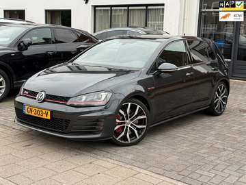 2.0 TSI Performance, NAP,Panoramadak,Stoelverwarmi