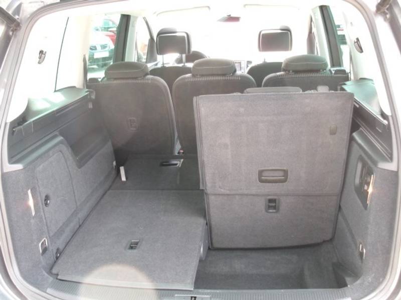 SEAT Alhambra Executive + 4x4 TDI 7Sitze — photo 6