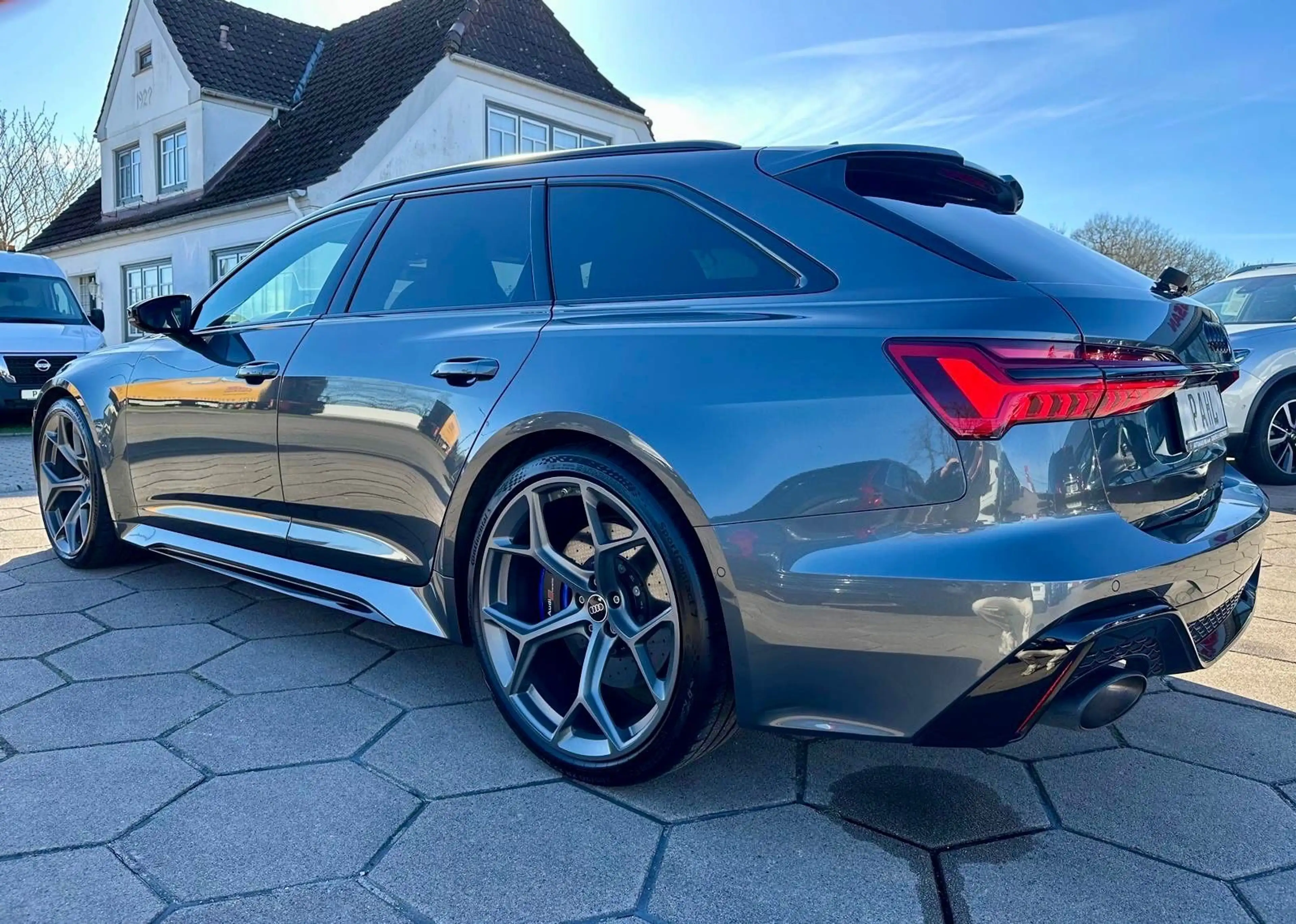 Audi RS6 4.0 TFSI quattro performance MATRIX B&O 22" — photo 10