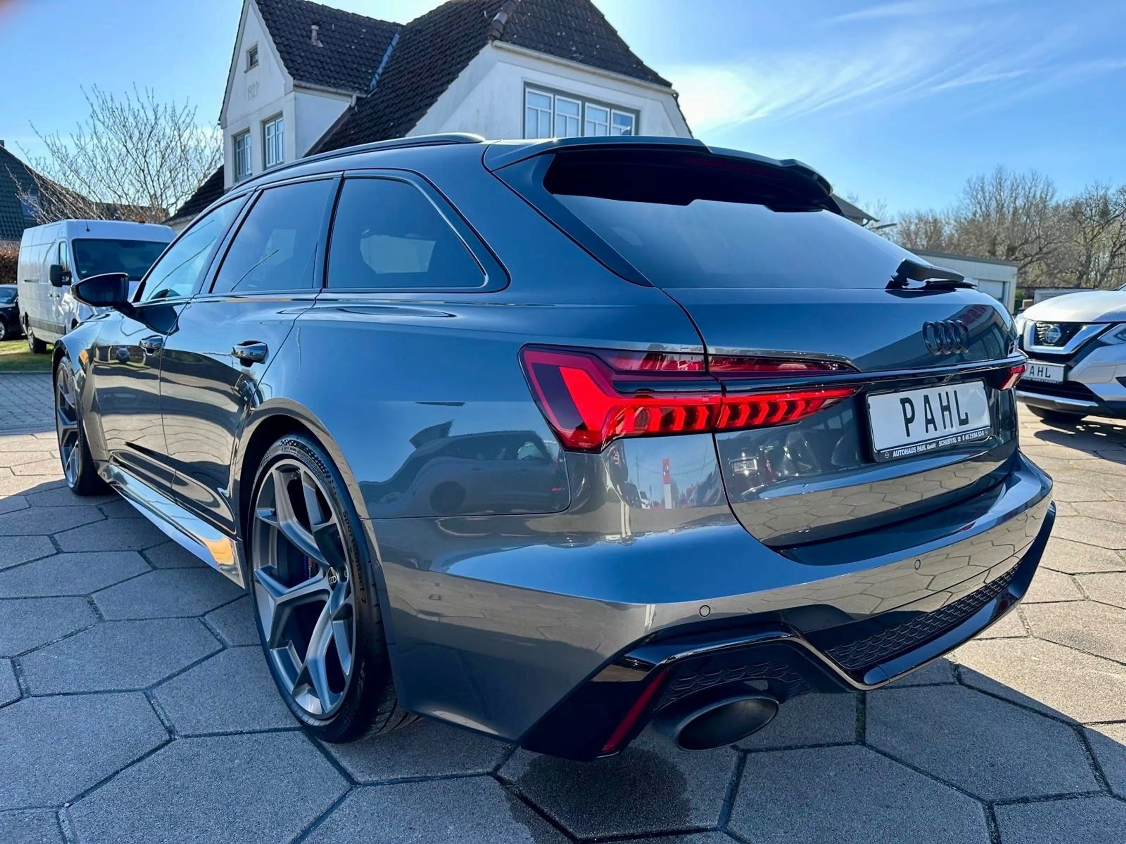 Audi RS6 4.0 TFSI quattro performance MATRIX B&O 22" — photo 9