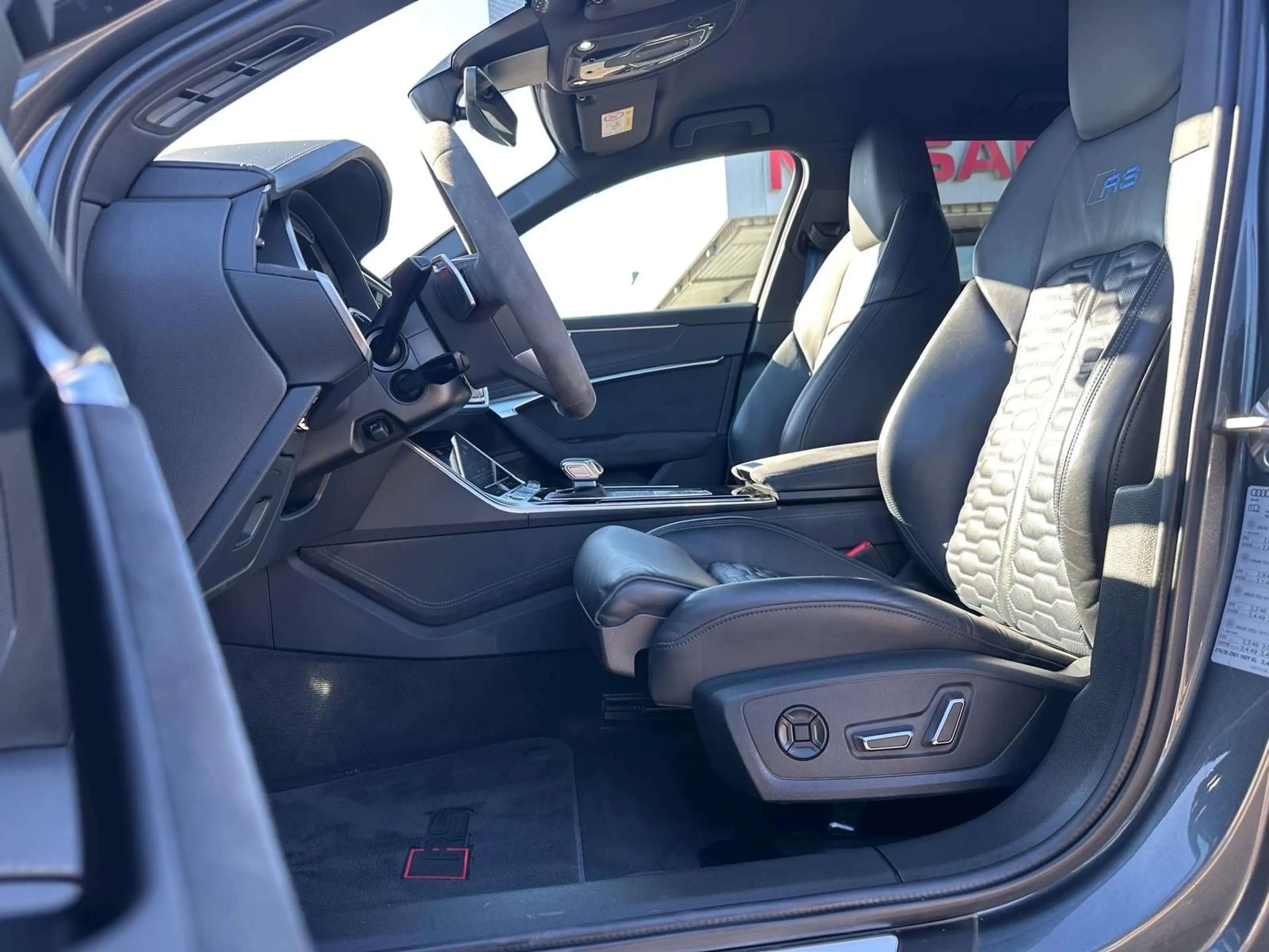 Audi RS6 4.0 TFSI quattro performance MATRIX B&O 22" — photo 12