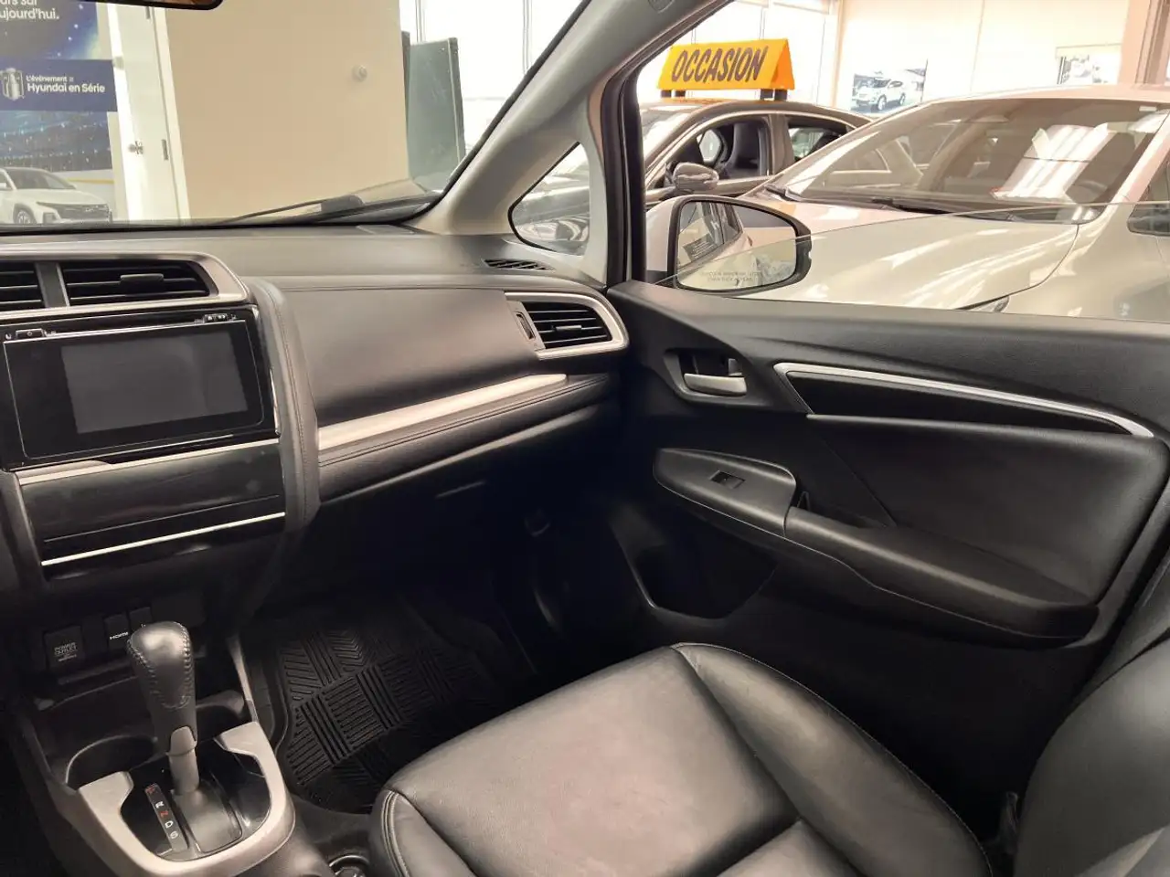 Honda Fit снимка Honda Fit
