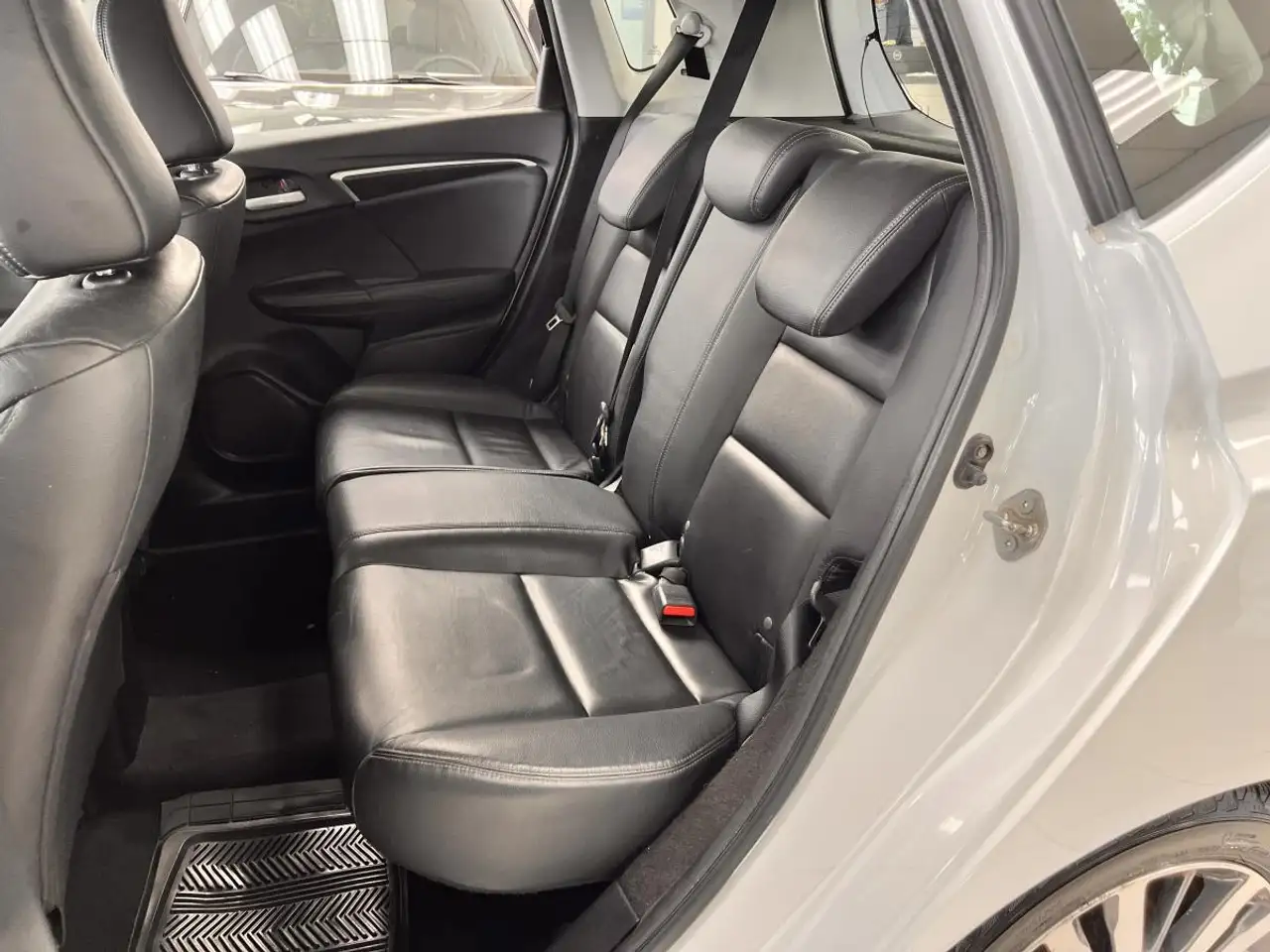 Honda Fit снимка Honda Fit