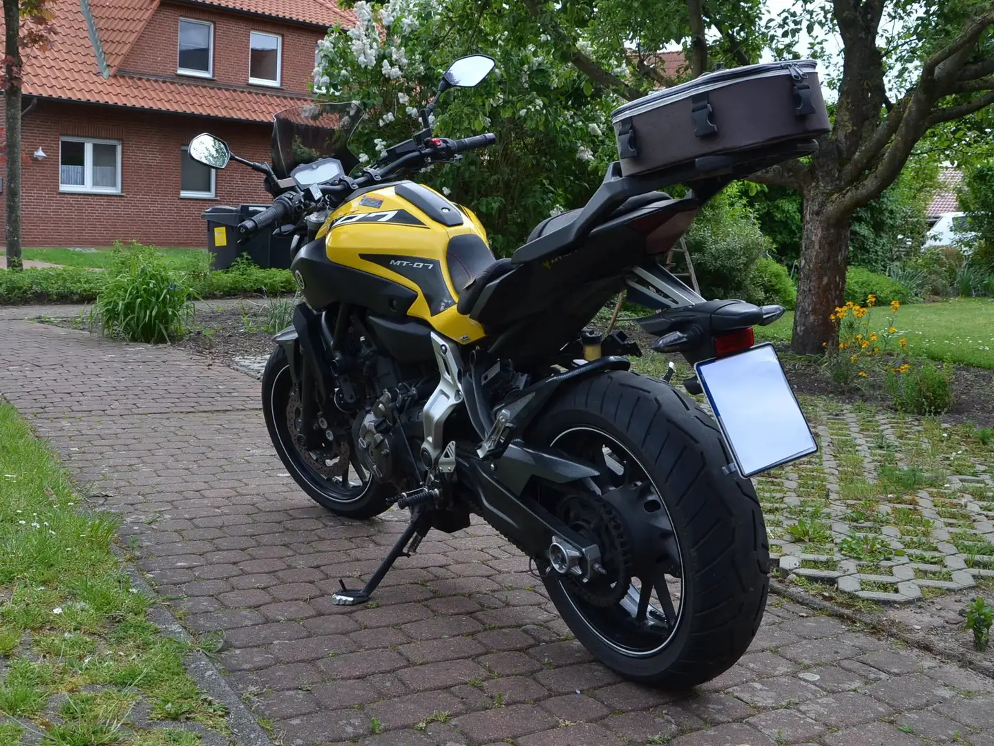 Yamaha MT-07 Sarı - 1