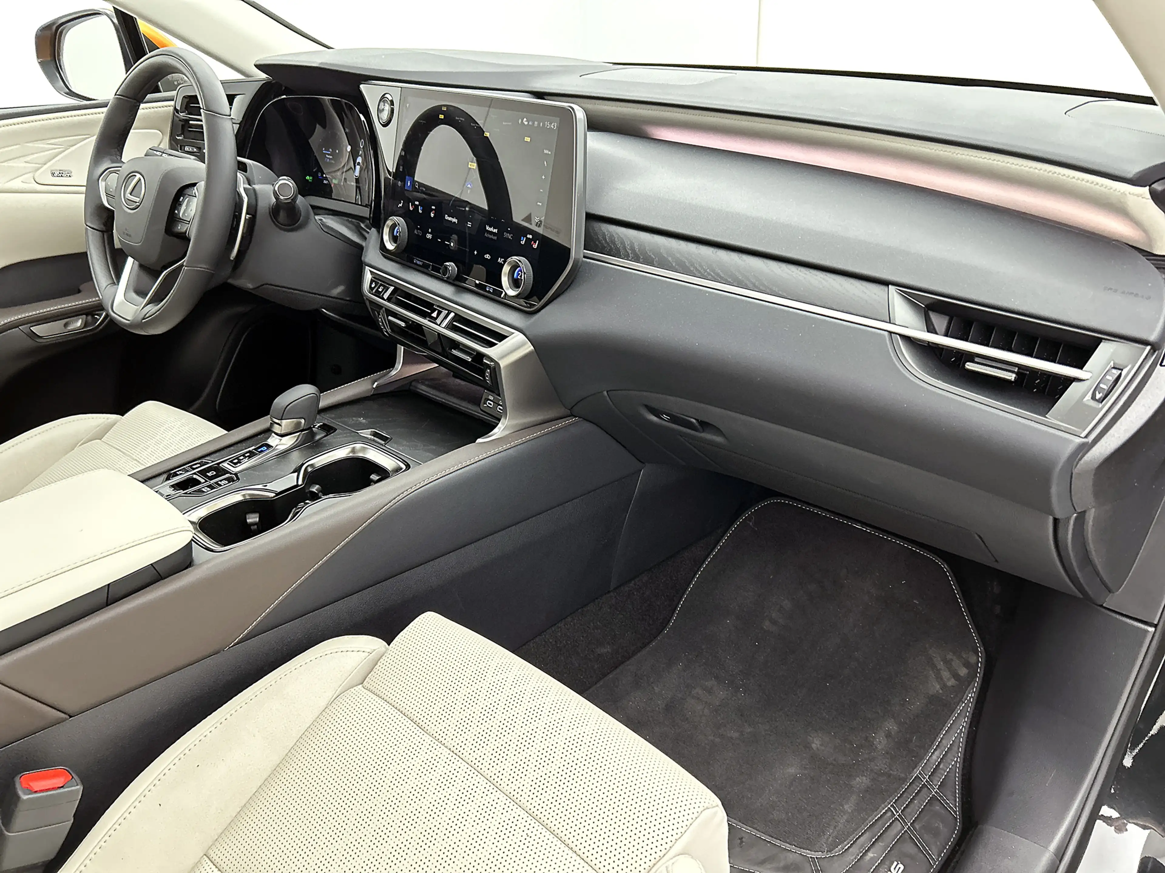 Lexus RX 450h 450h+ Plug-in Hybrid President Line | Orange wrapp — photo 7