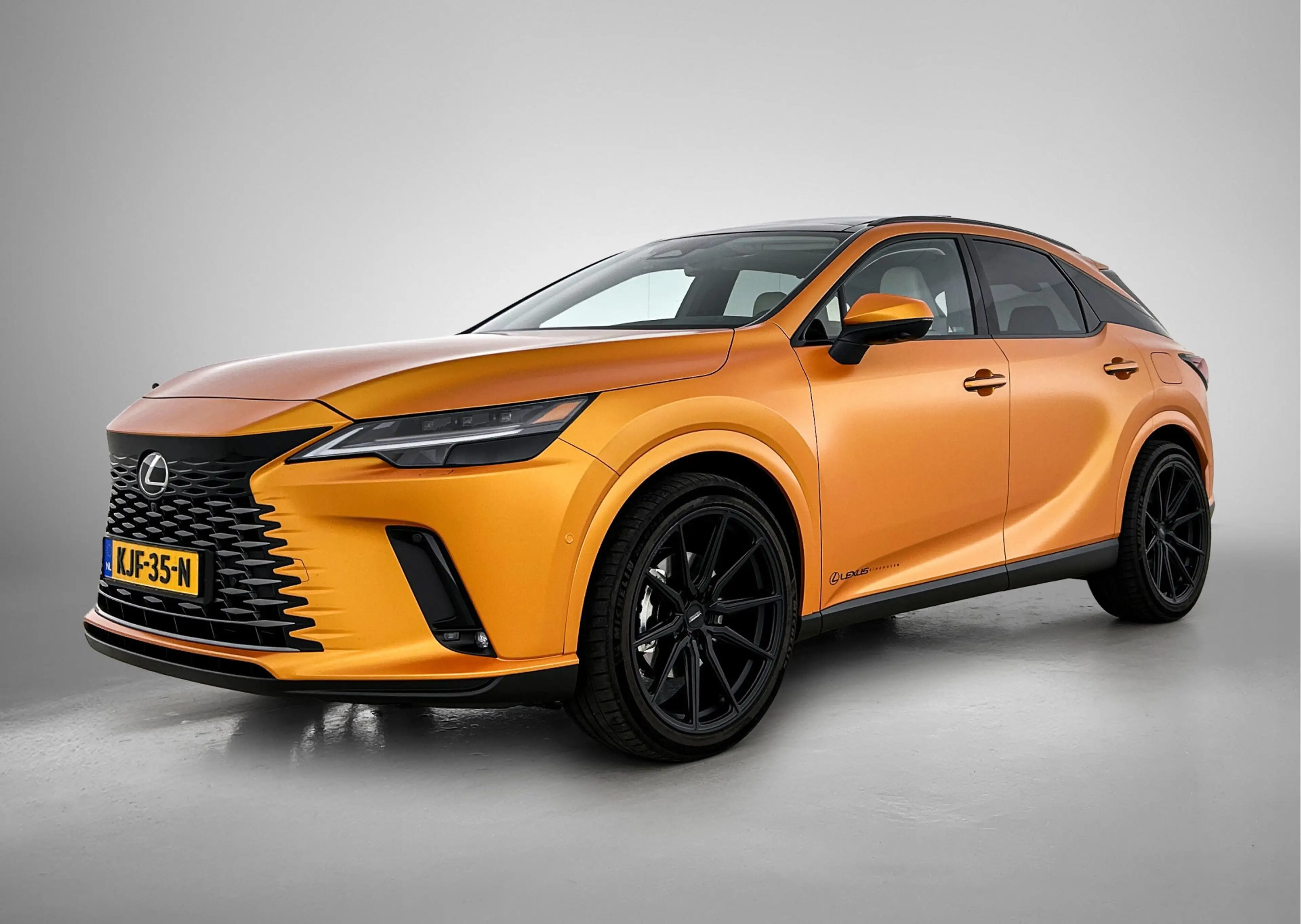 Lexus RX 450h 450h+ Plug-in Hybrid President Line | Orange wrapp