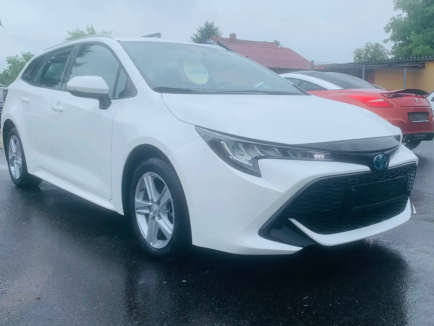 Toyota Corolla Hybrid Team D"TOURING SPORTS VAN"AUTOMATIK" Weiß - 1