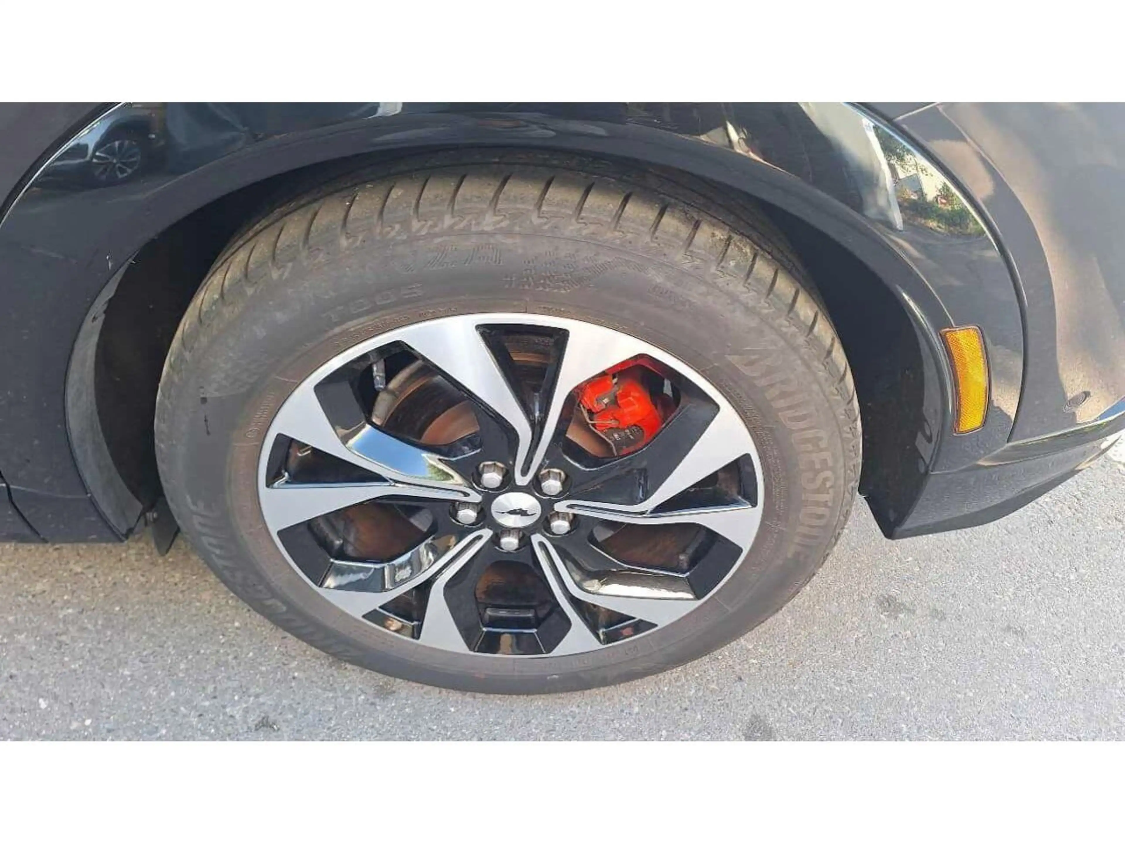 Ford Mustang Mach-E (Standard Range 75kWh) Premium — photo 12
