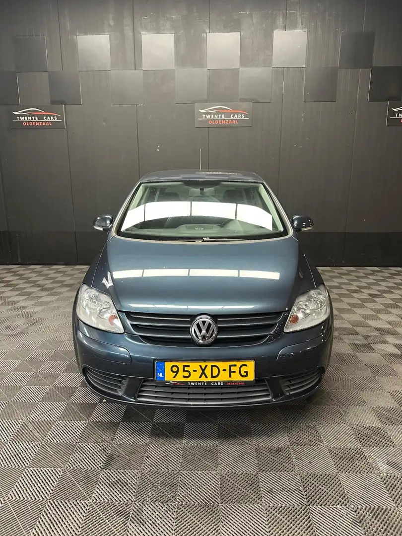 Volkswagen Golf Plus 1.6 FSI Optive 3 | Clima | Cruise | Navi | Nieuwe Gri - 2