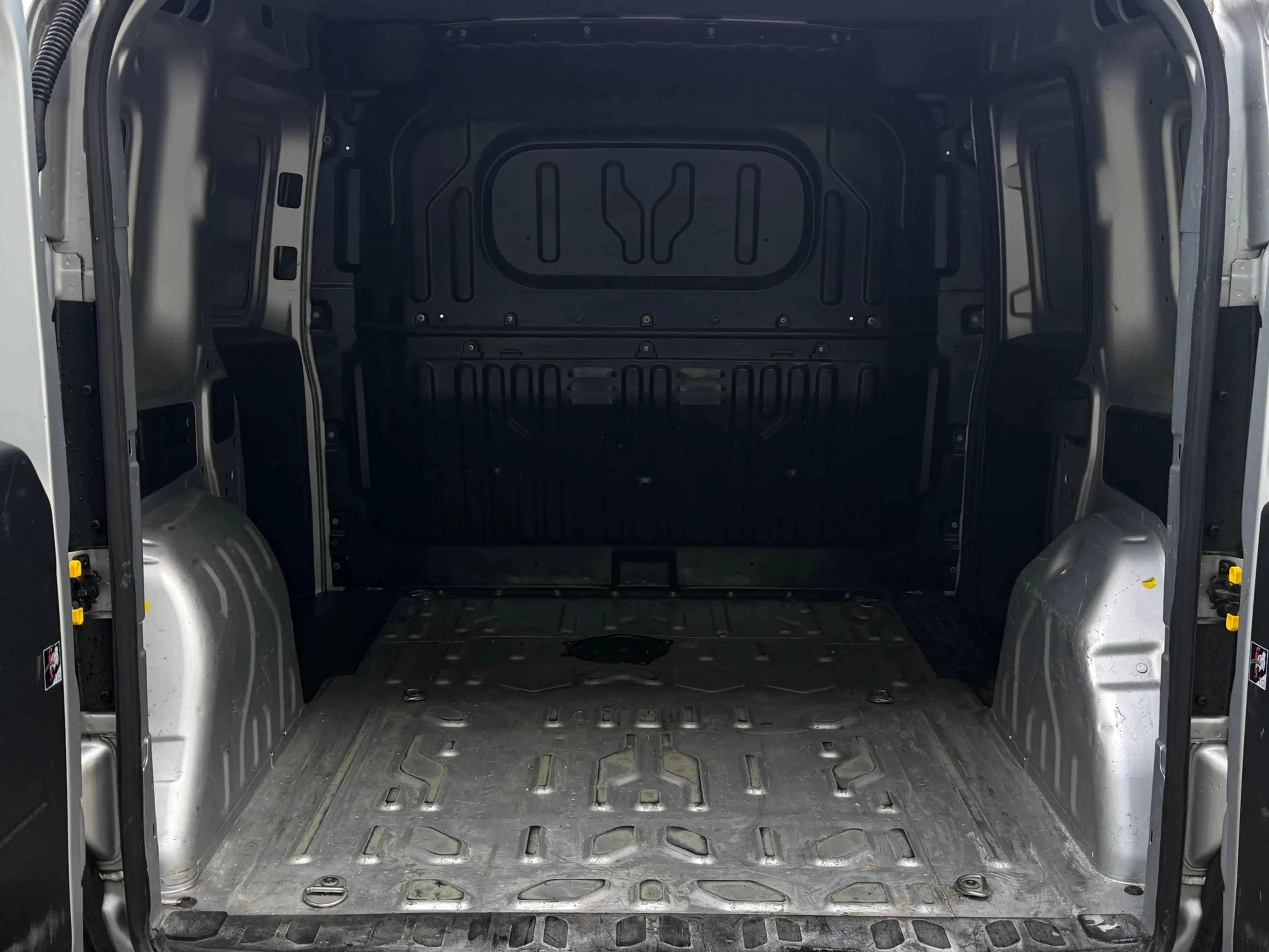 Fiat Doblo Cargo 1.6 MJ L1H1 — photo 13