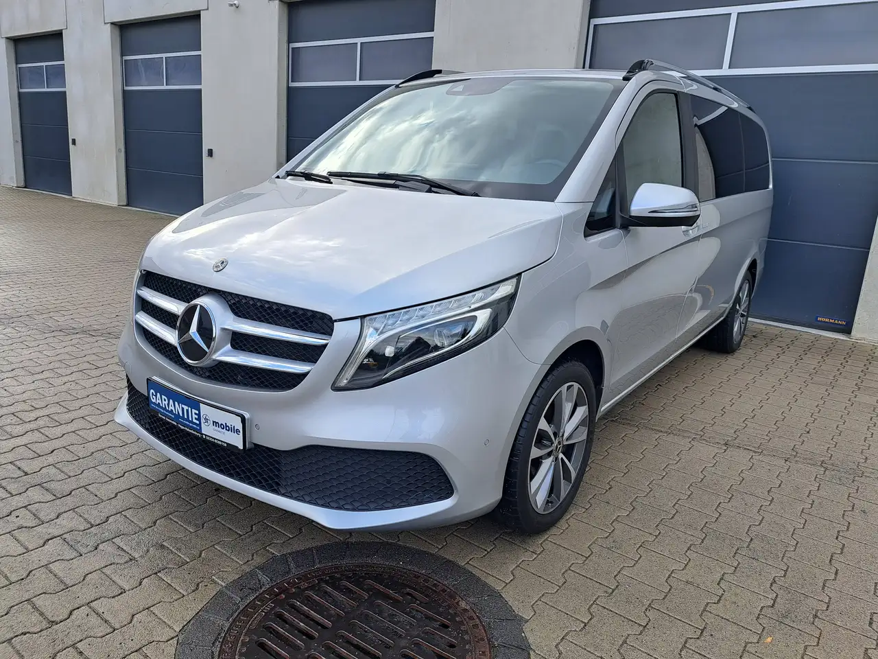 Mercedes-Benz V 300