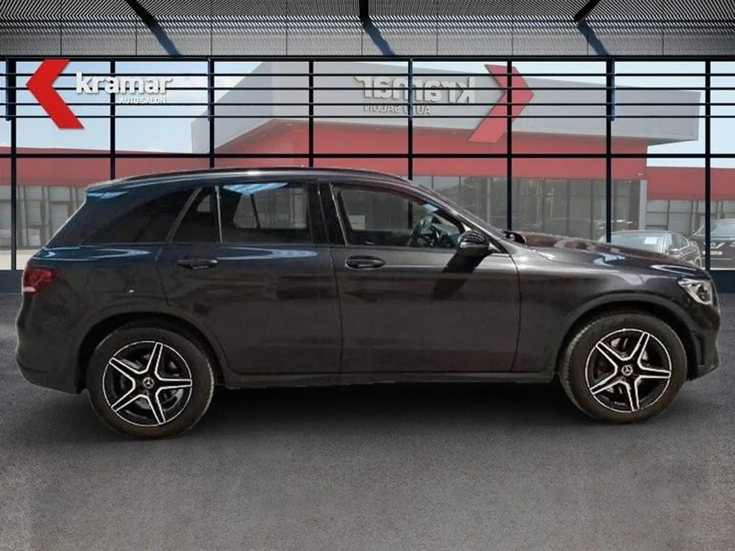 Mercedes-Benz GLC 300 d 9G 4MATIC NIGHT AMG Line AIRMATIC Šedá - 2