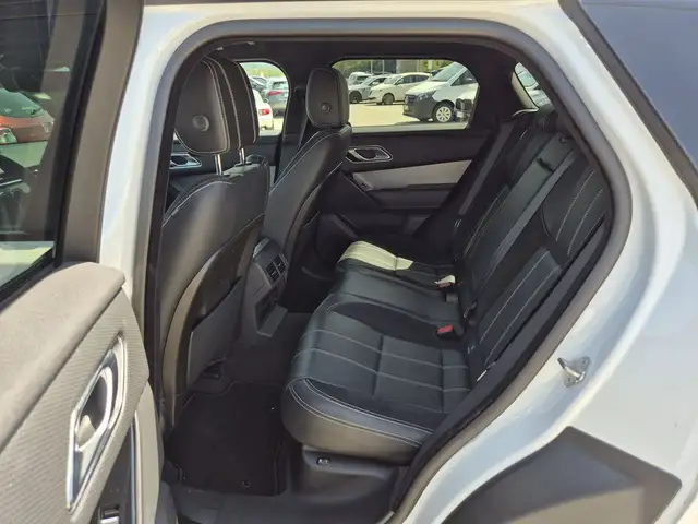 Land Rover Range Rover Velar view 7