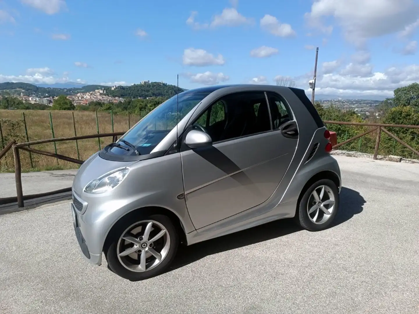 smart forTwo Fortwo 1.0 Pulse 84cv Sedili Risc. 1 Proprietario! Silber - 2