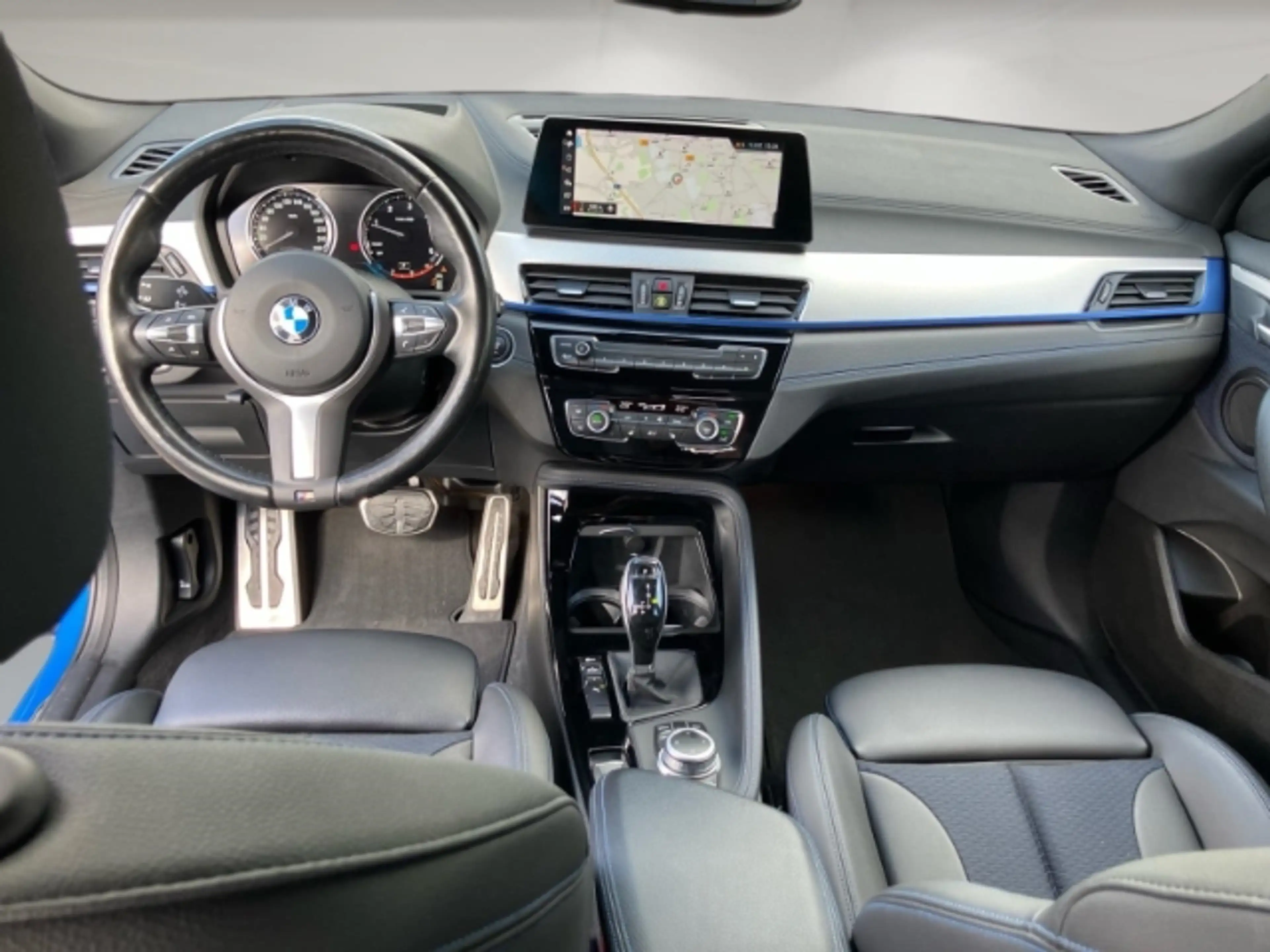 BMW X2 18 d M Sport sDrive M-Sport Sportpaket HUD Navi LE — photo 11