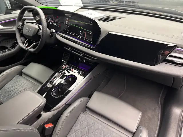 Audi S5 view 12