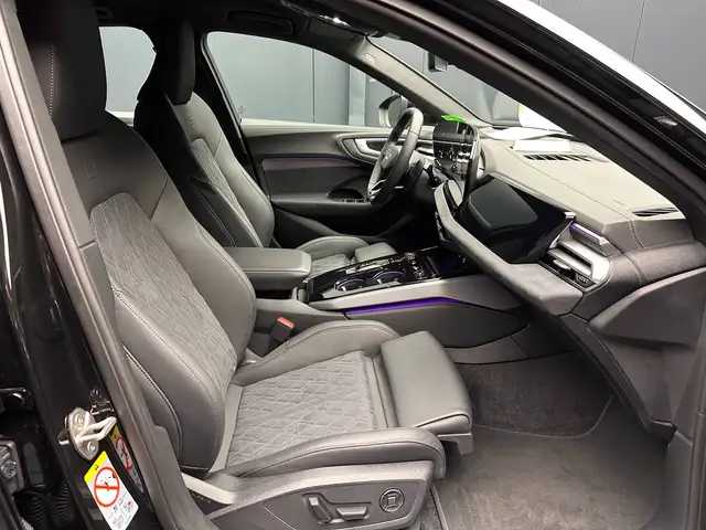 Audi S5 view 11
