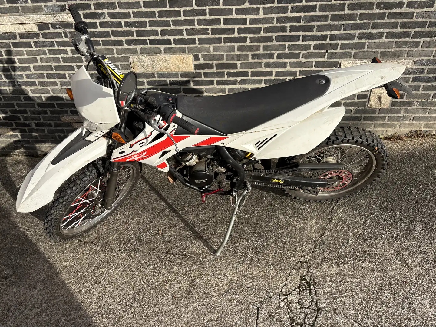 Beta RR 50 Fehér - 2