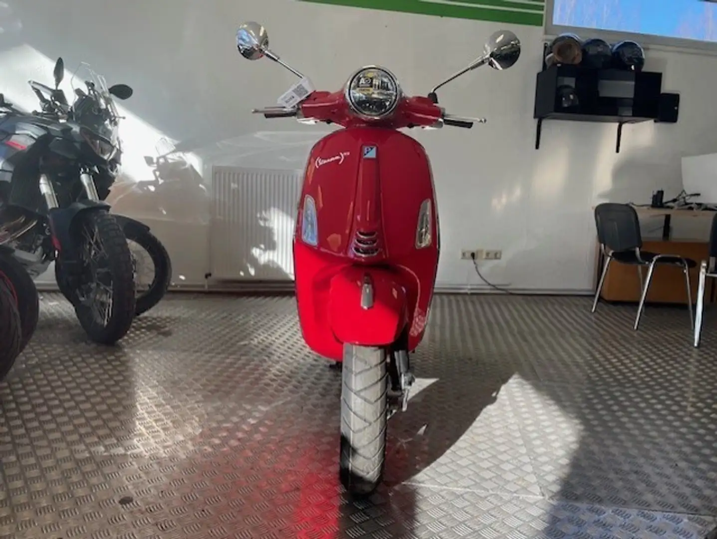 Vespa Sprint S 50 Sport E5+ ROSSO CORAGGIOSO Piros - 1