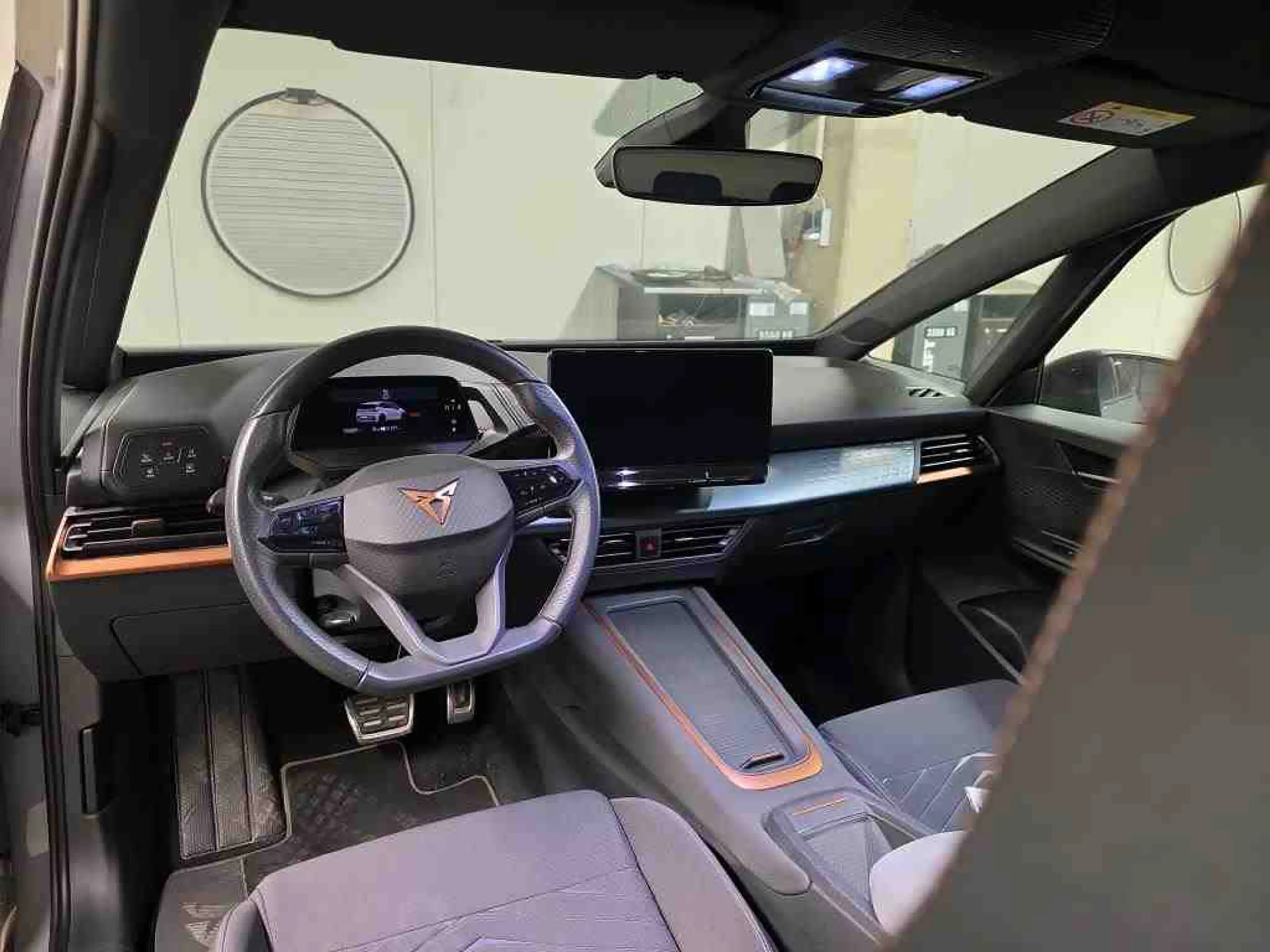 CUPRA Born — photo 5